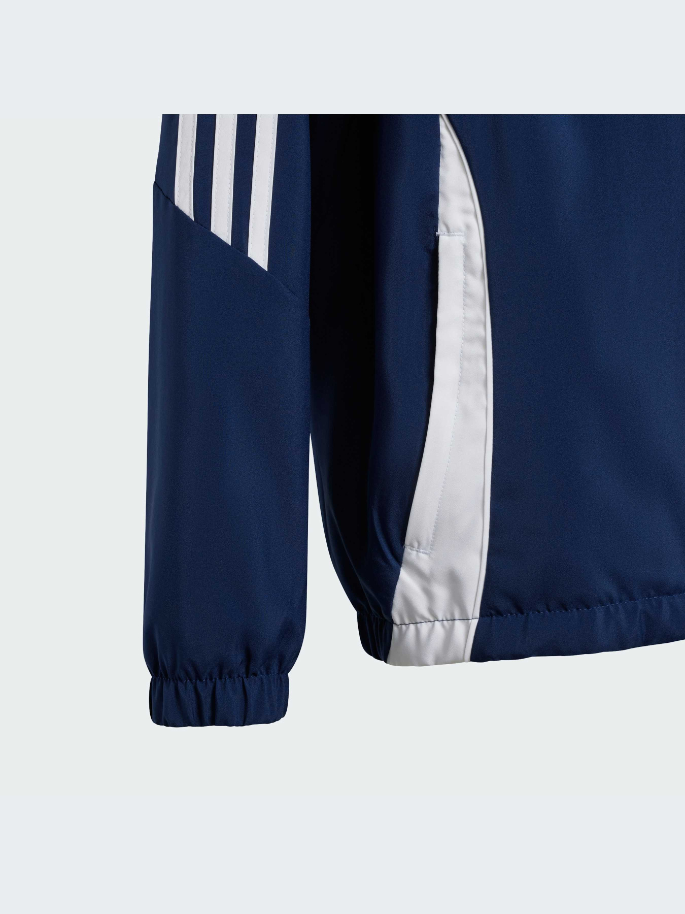 Куртки и дубленки Adidas Tiro модель IM8797-KZ Фото