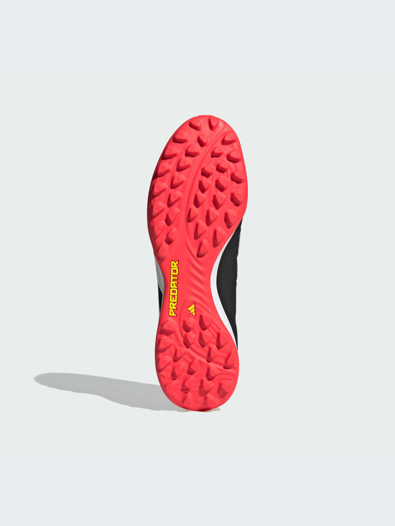 Кроссовки Adidas Predator модель IG7731-KZ Кроссовки Adidas Predator модель IG7731-KZ Фото