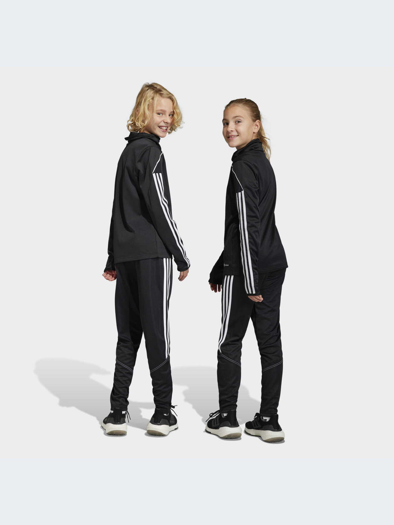 Брюки Adidas Tiro модель HS3620-KZ Фото