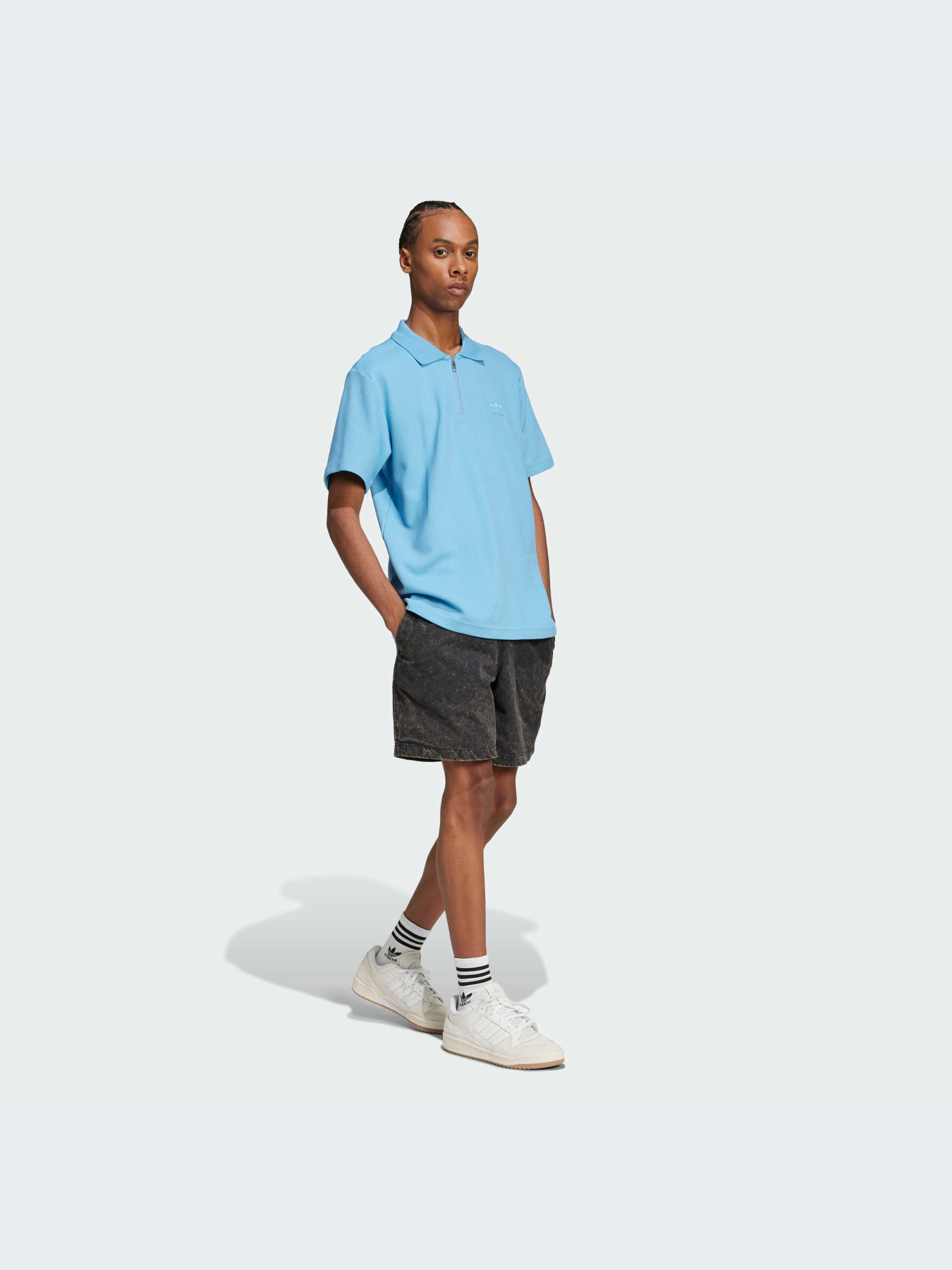 Шорты Adidas Graphics модель IZ2548-KZ Фото