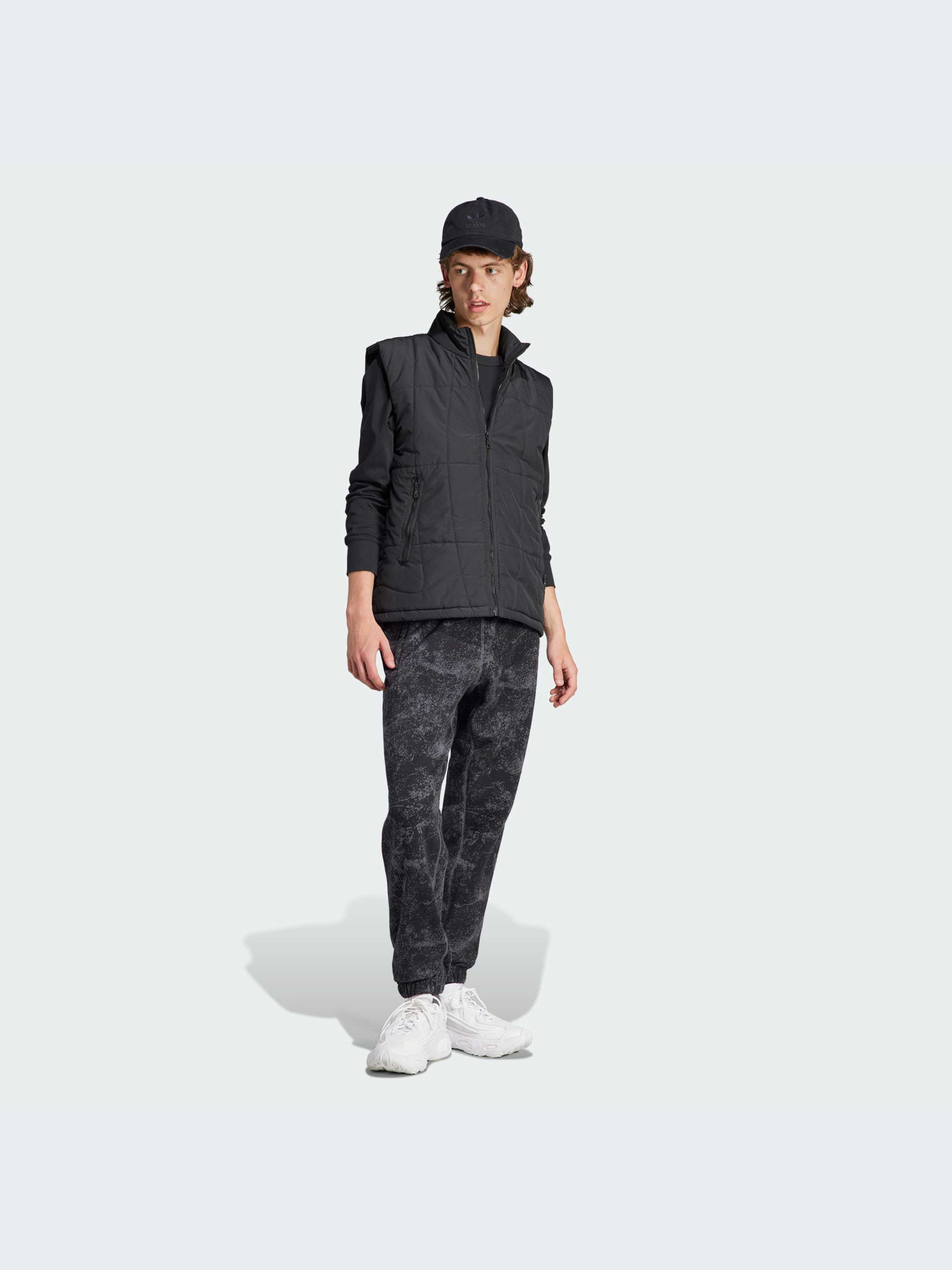 Куртки и дубленки Adidas модель IJ0708-KZ Фото