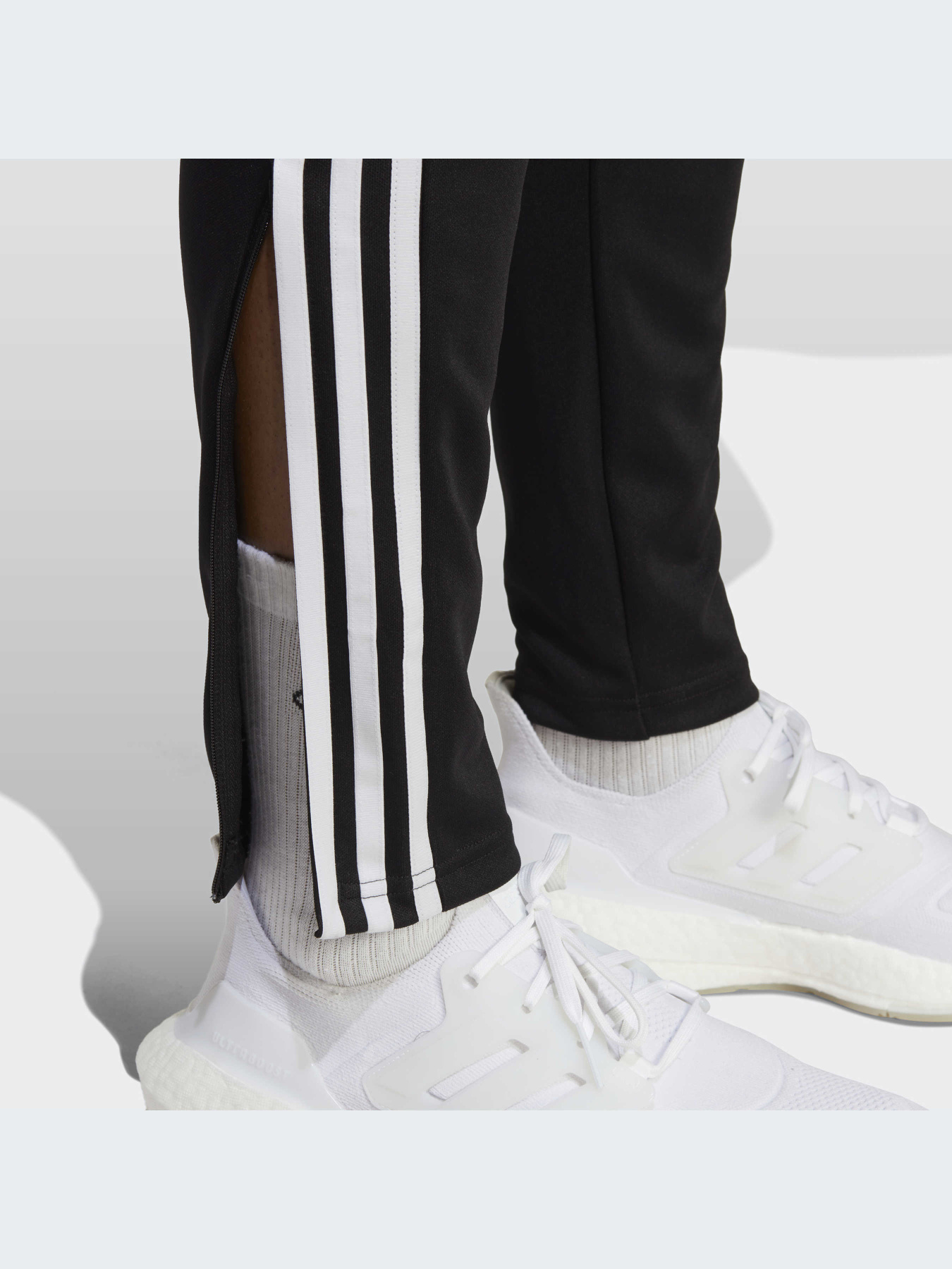 Брюки Adidas Tiro модель HS7230-KZ Фото