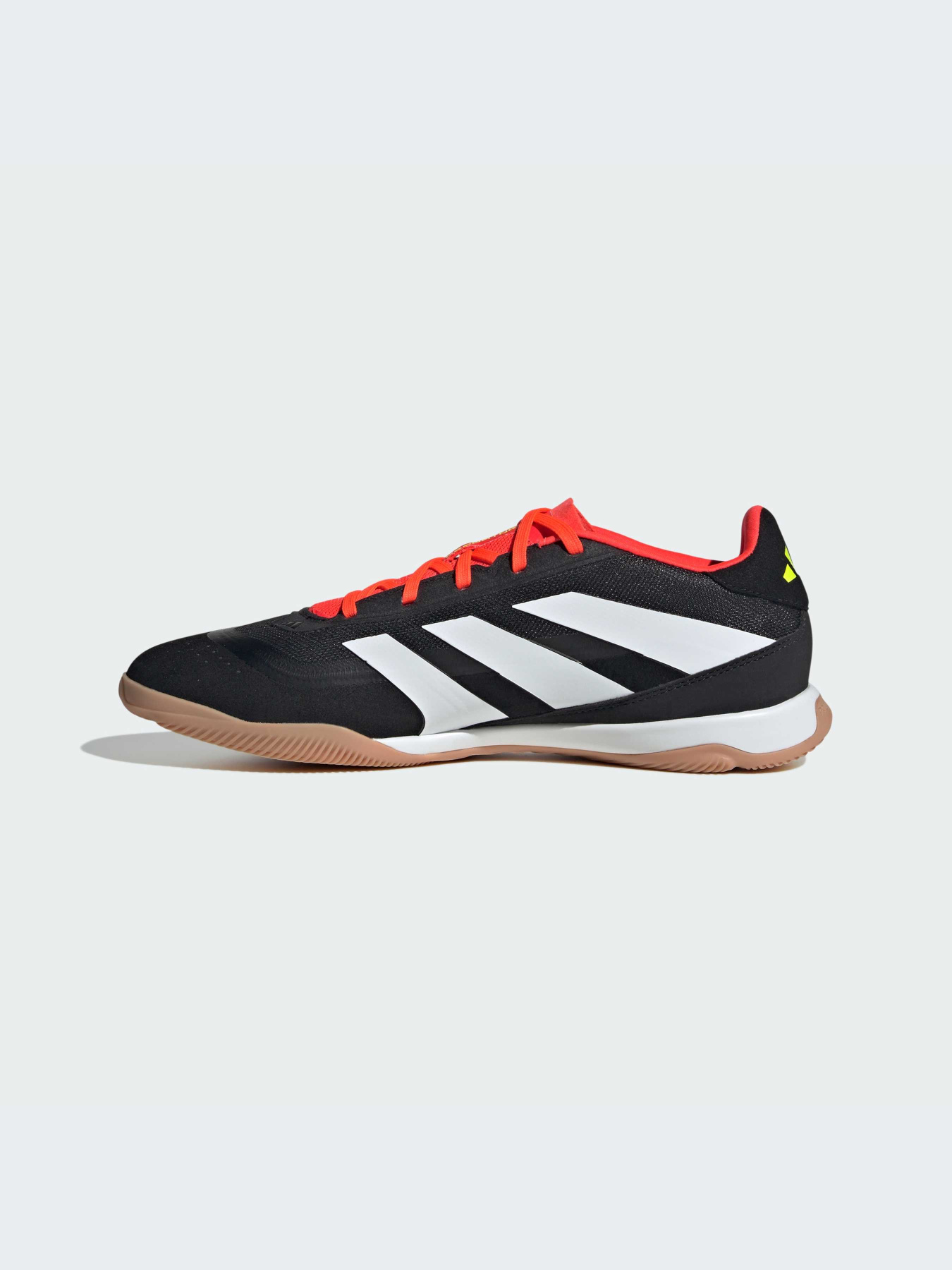 Кроссовки Adidas Predator модель IG5456-KZ Кроссовки Adidas Predator модель IG5456-KZ Фото