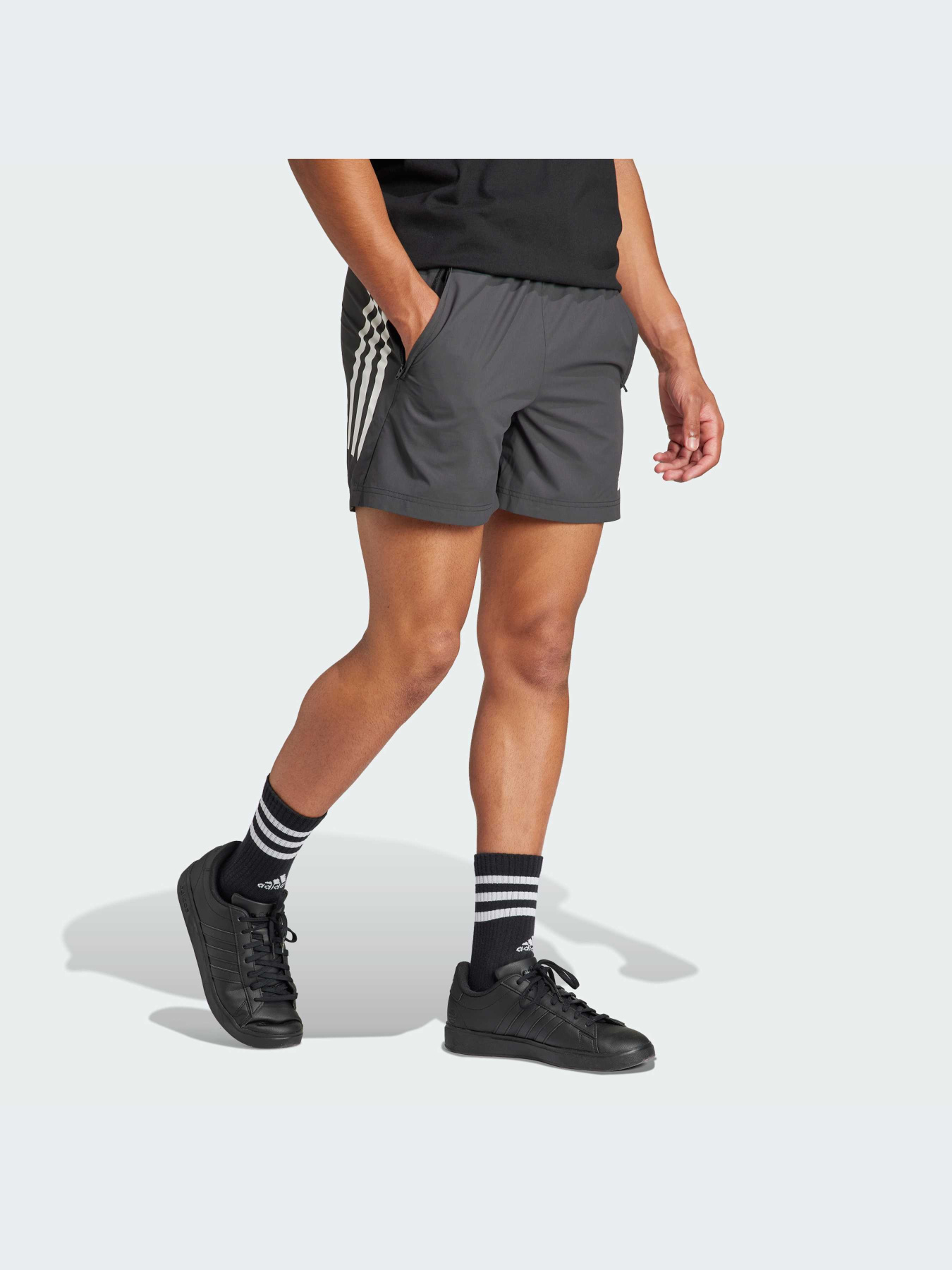 Шорты Adidas модель IR9221-KZ Фото