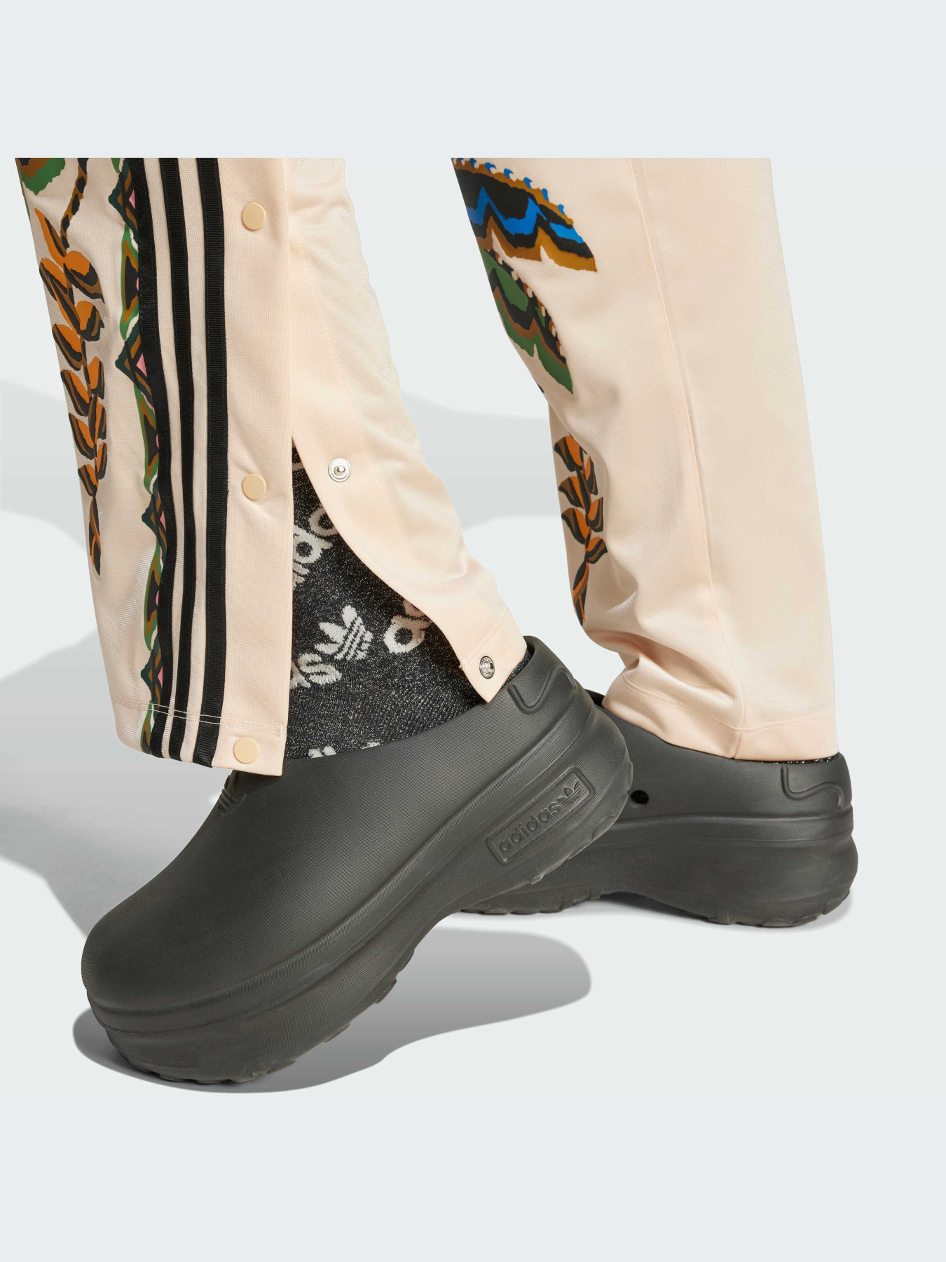 Брюки Adidas модель IY9176-KZ Фото