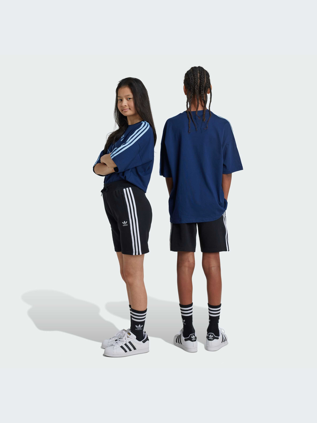 Шорты Adidas Adicolor модель IY7481-KZ Фото