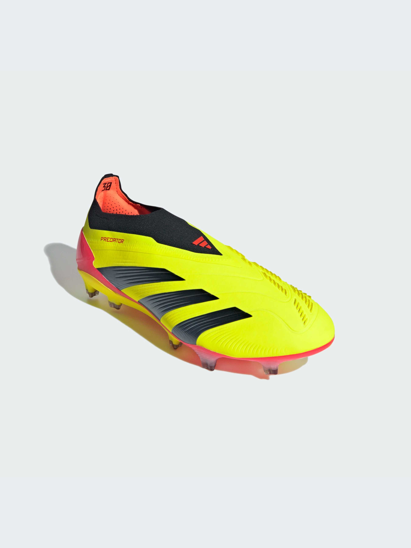 Кроссовки Adidas Predator модель IE2366-KZ Фото