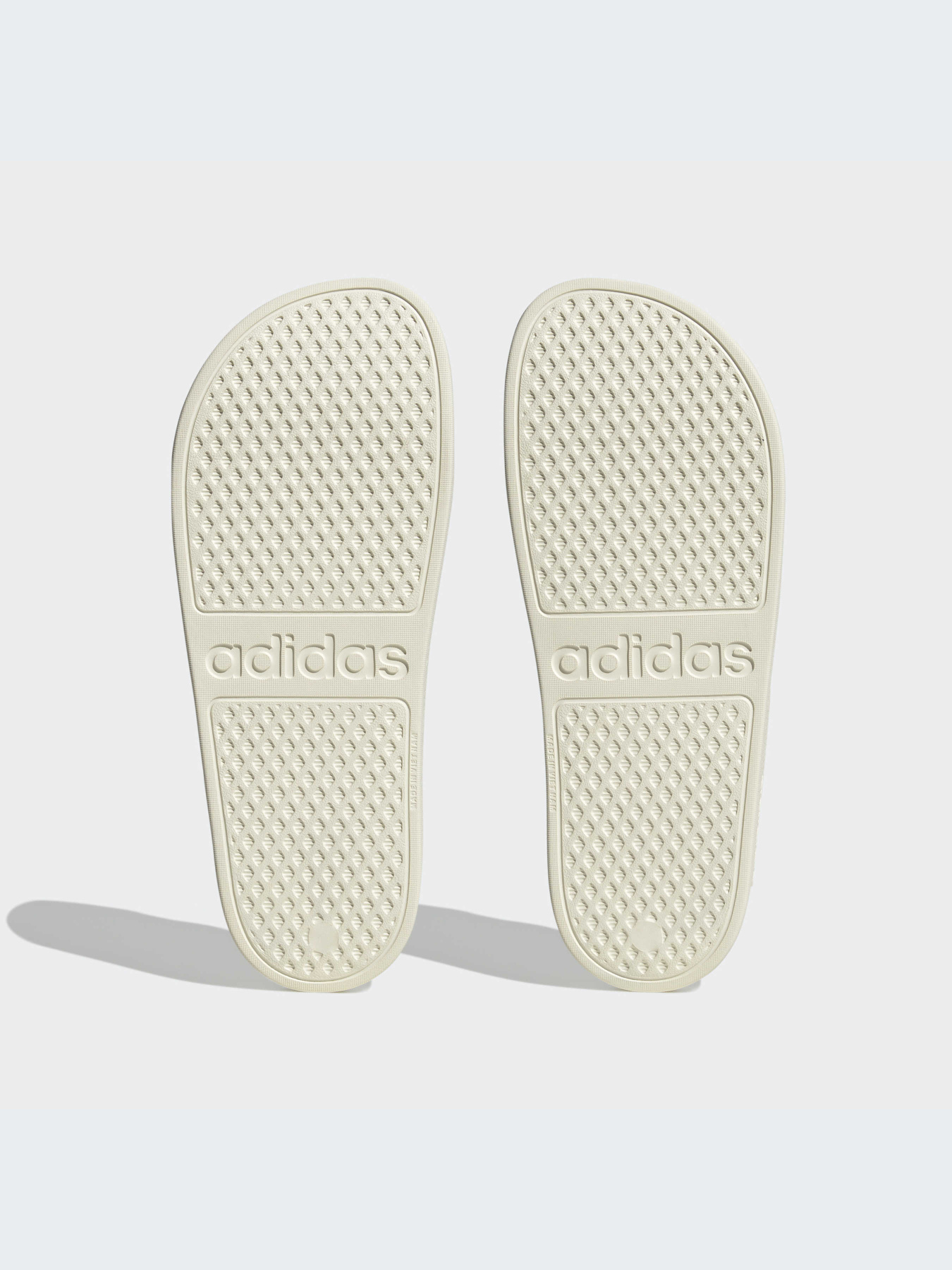 Шлёпанцы Adidas Adilette модель IF7370-KZ Фото