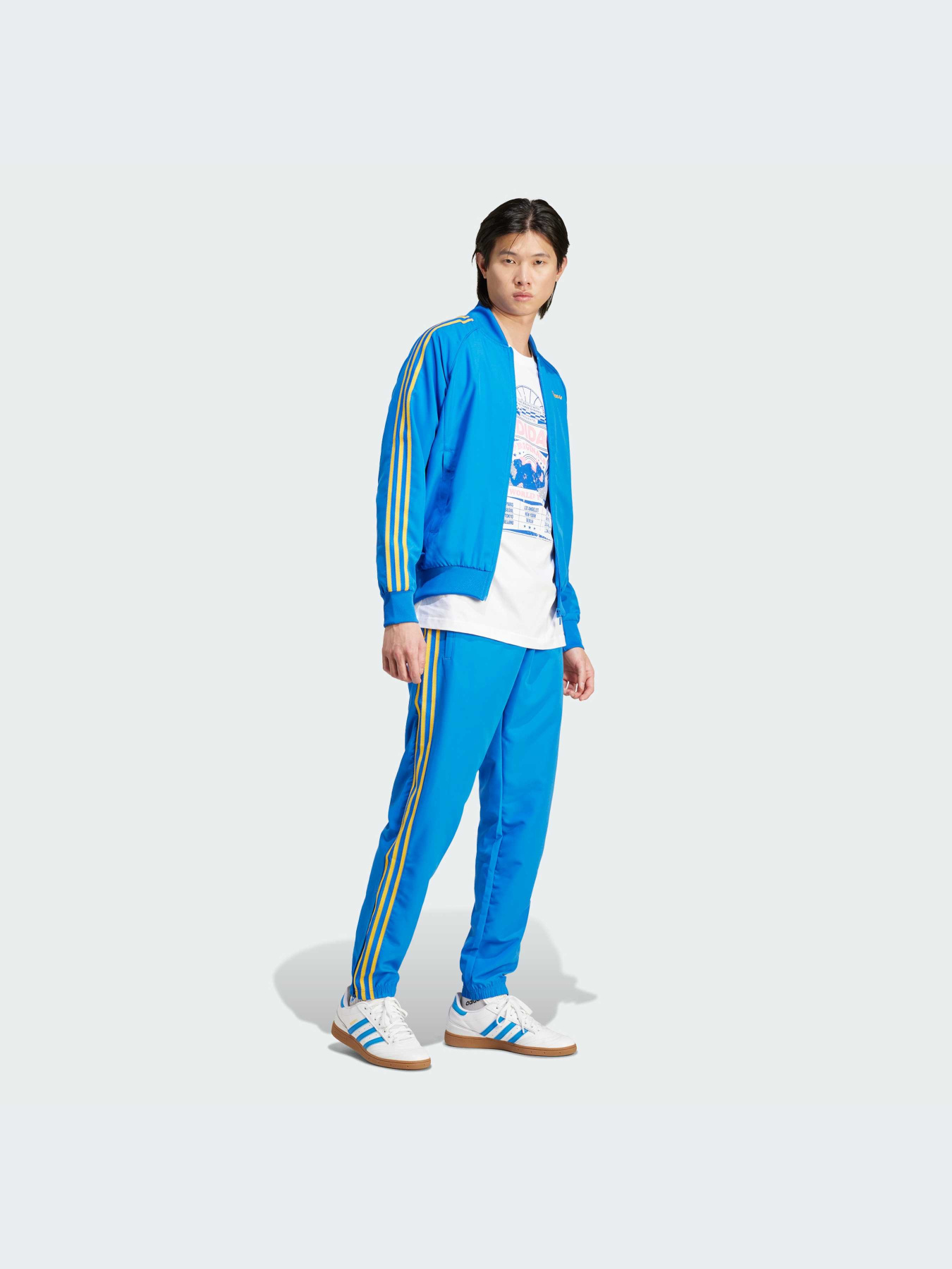 Худи и свитшоты Adidas Adicolor модель IW3235-KZ Фото