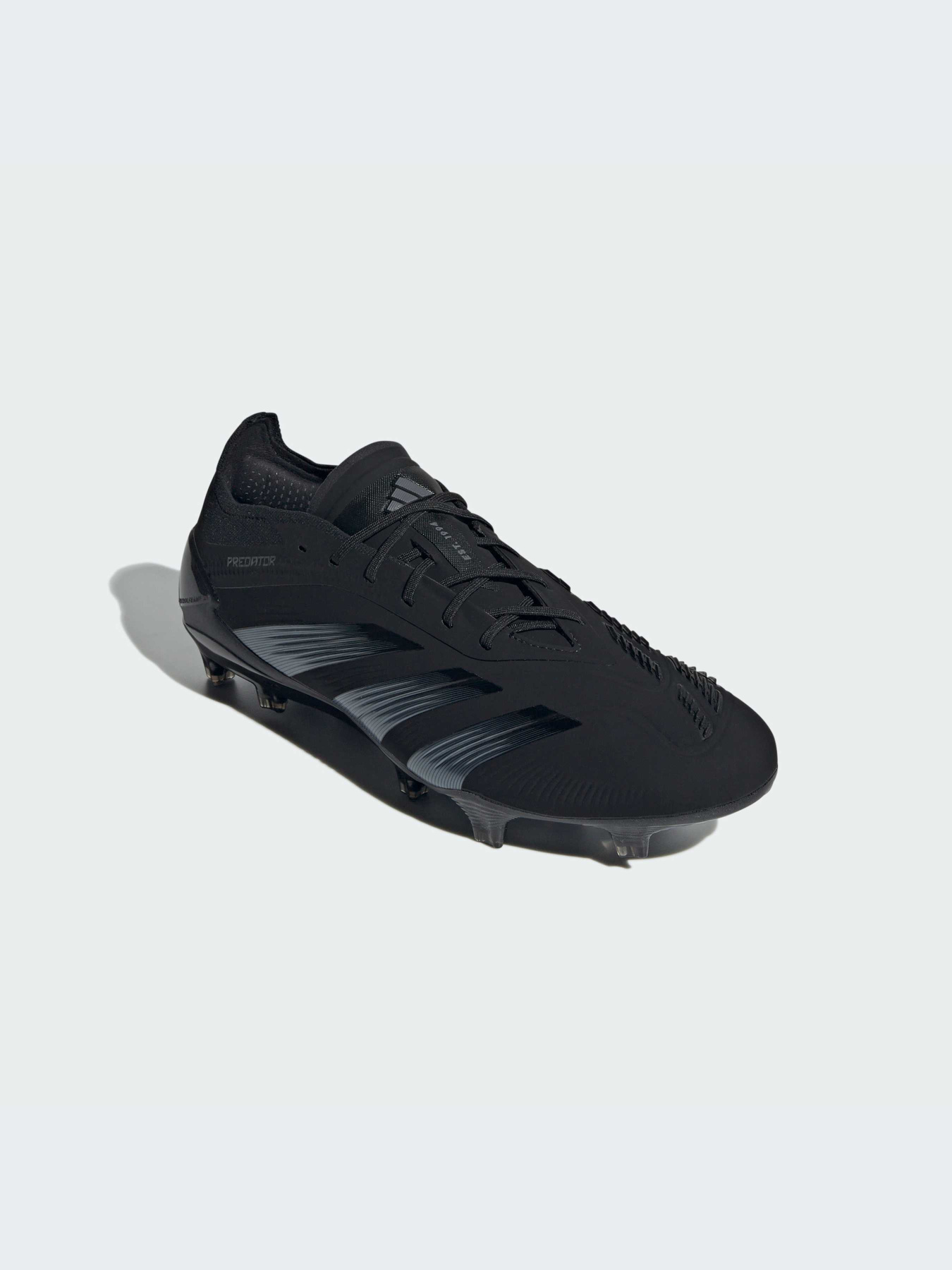 Кроссовки Adidas Predator модель IE1804-KZ Фото