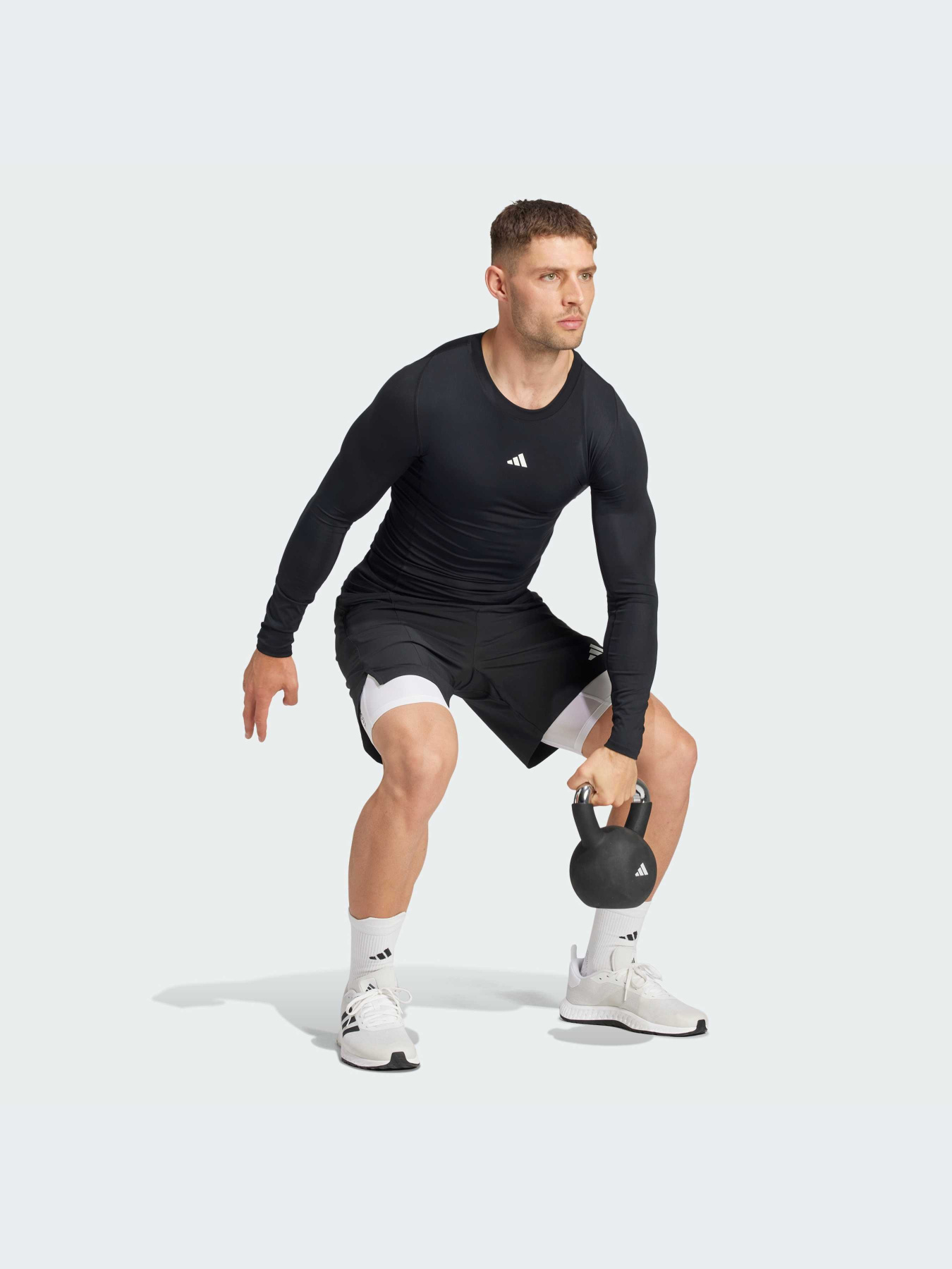 Худи и свитшоты Adidas Clima модель JE6702-KZ Фото