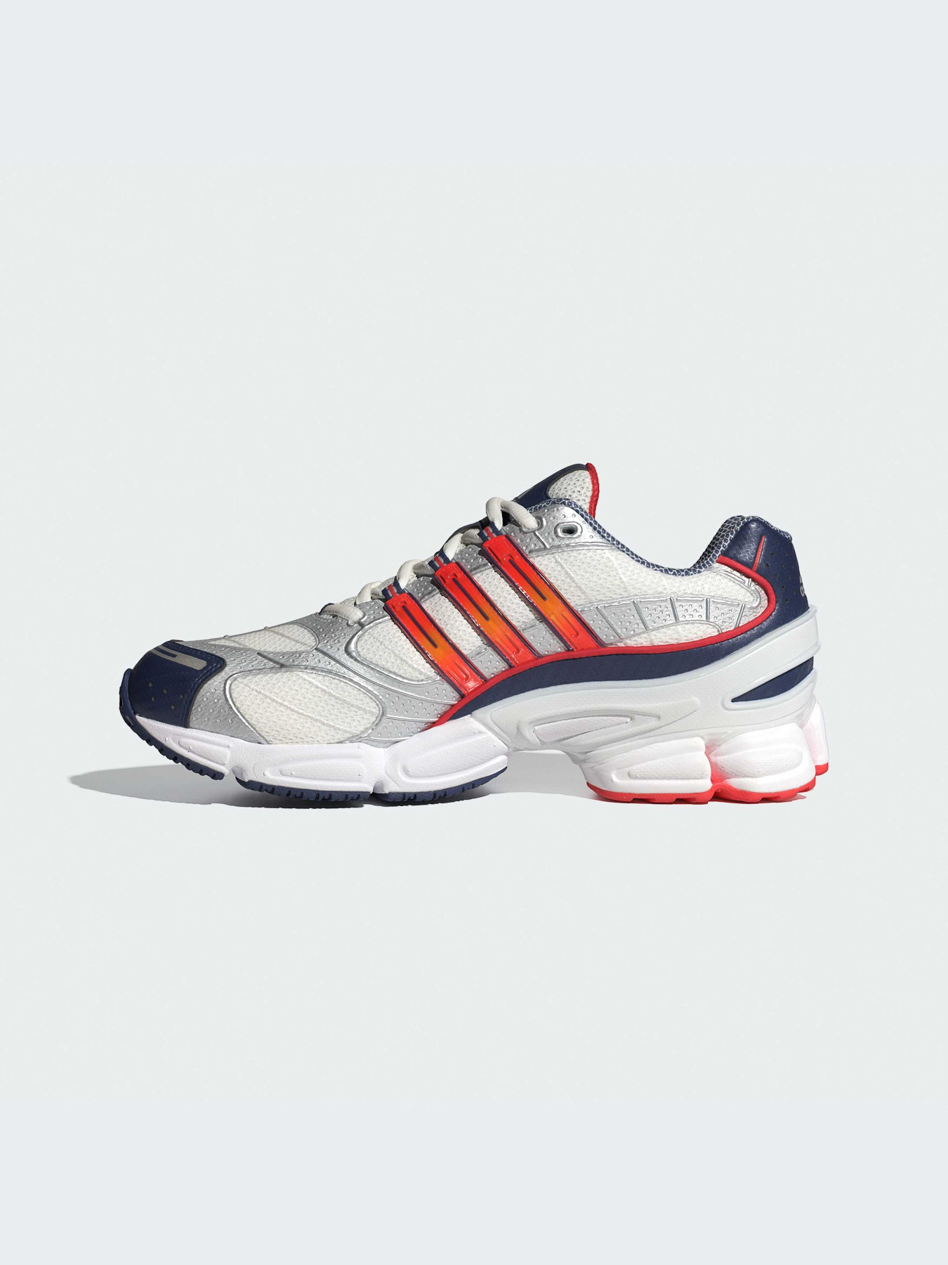 Кроссовки Adidas Ozweego модель IH5240-KZ Фото