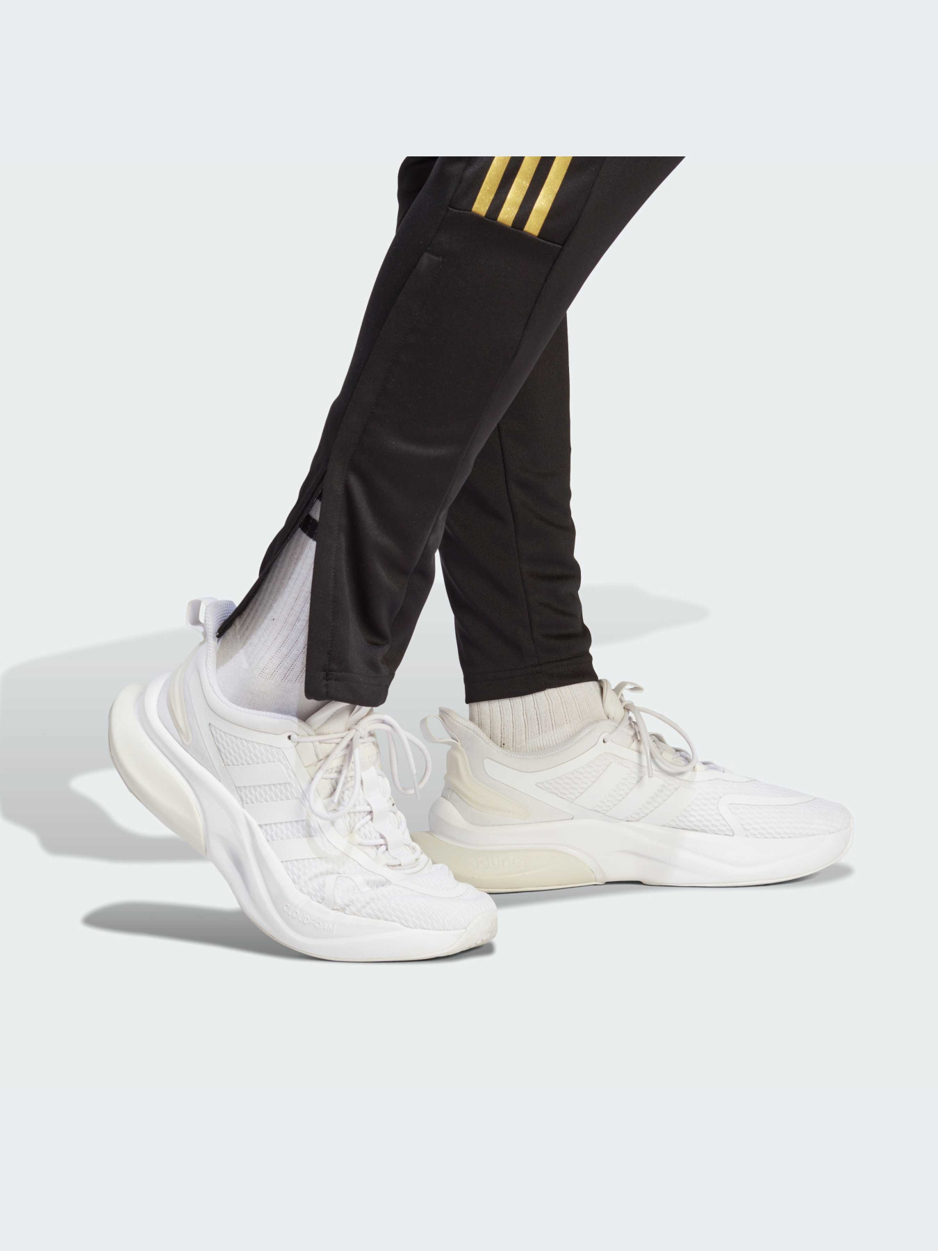 Брюки Adidas Tiro модель IJ8403-KZ Фото