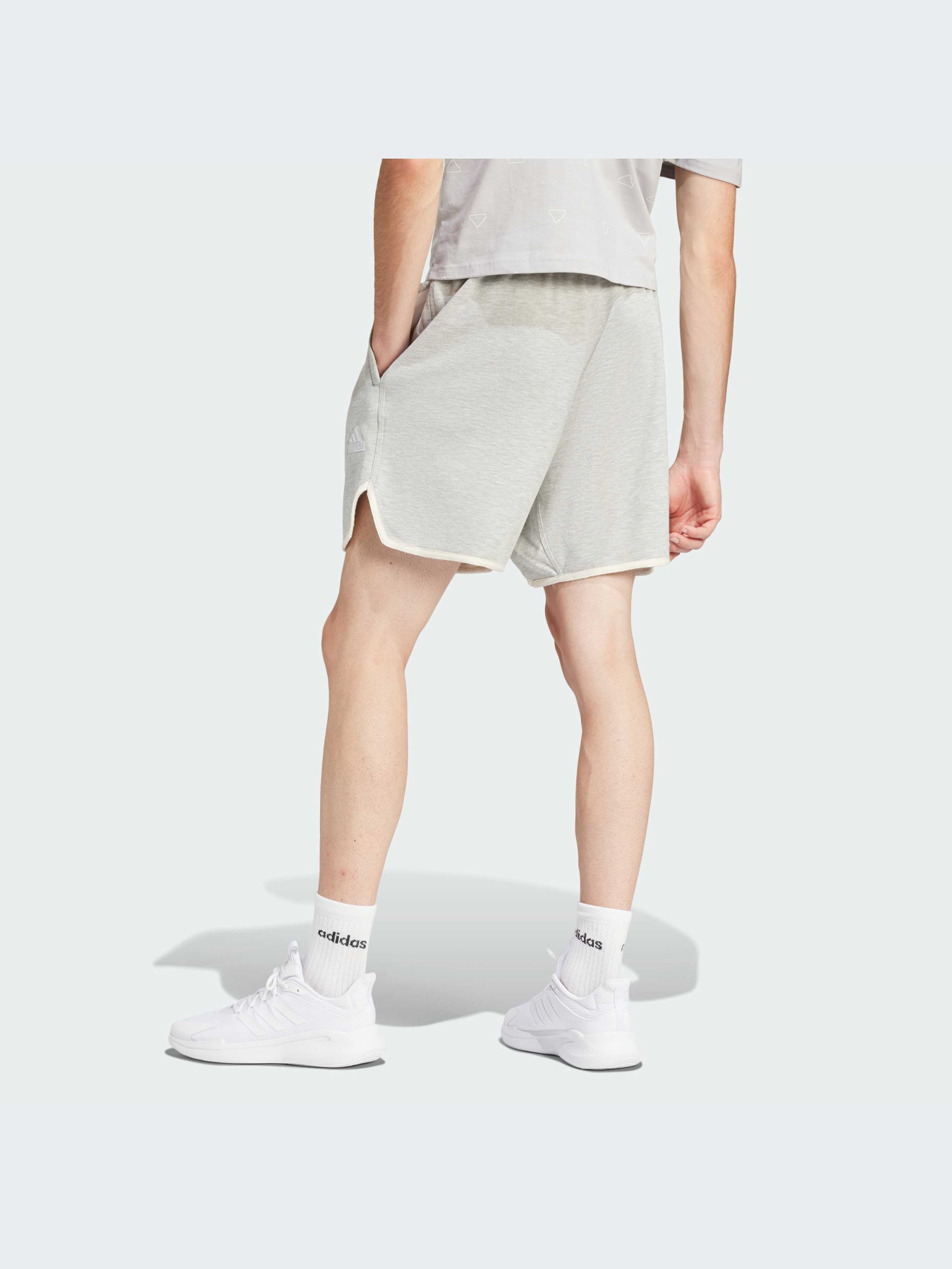 Шорты Adidas модель IN1726-KZ Фото