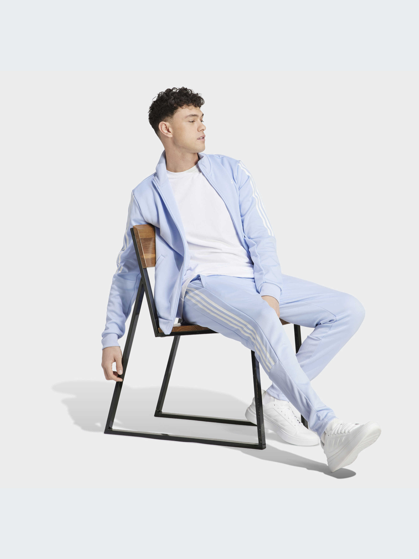 Худи и свитшоты Adidas модель IB8390-KZ Фото