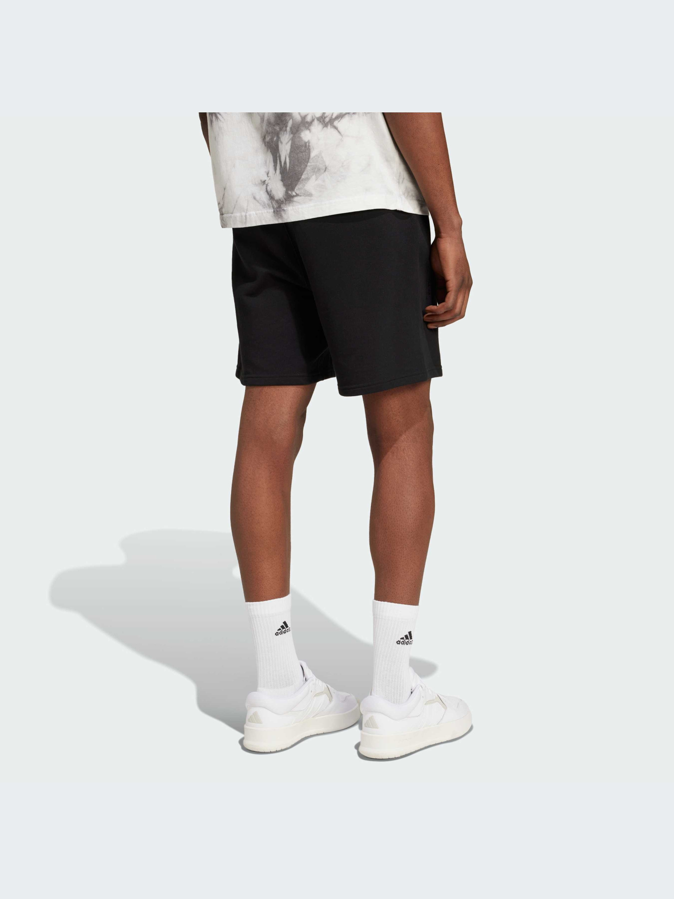 Шорты Adidas модель IX1247-KZ Фото