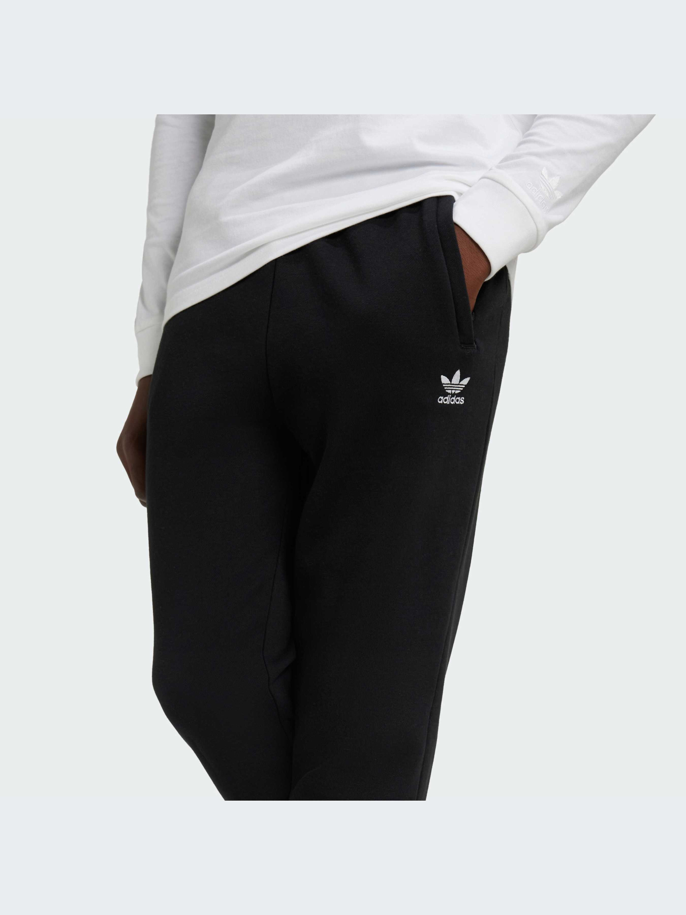 Брюки Adidas Культовые силуэты модель IW3498-KZ Брюки Adidas Культовые силуэты модель IW3498-KZ Фото
