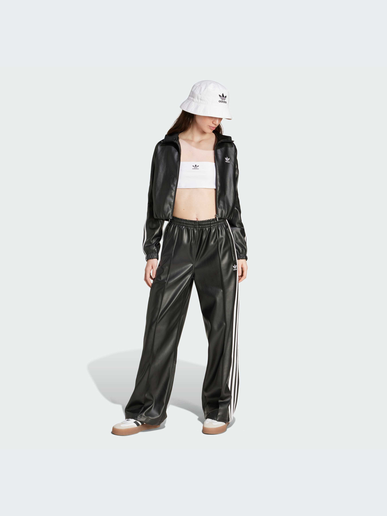 Худи и свитшоты Adidas Adicolor модель IY7273-KZ Фото