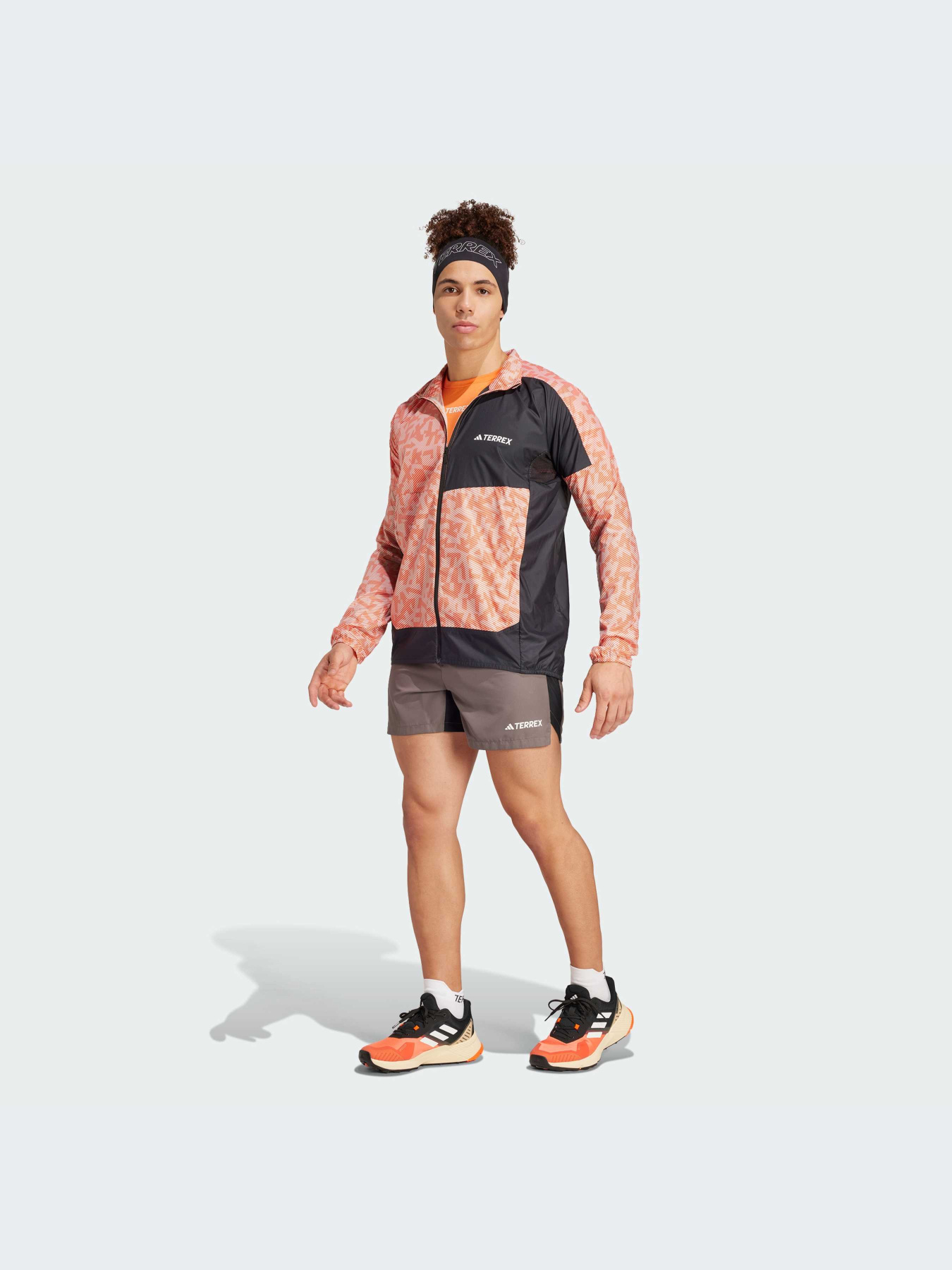 Куртки и дубленки Adidas модель IW9239-KZ Фото