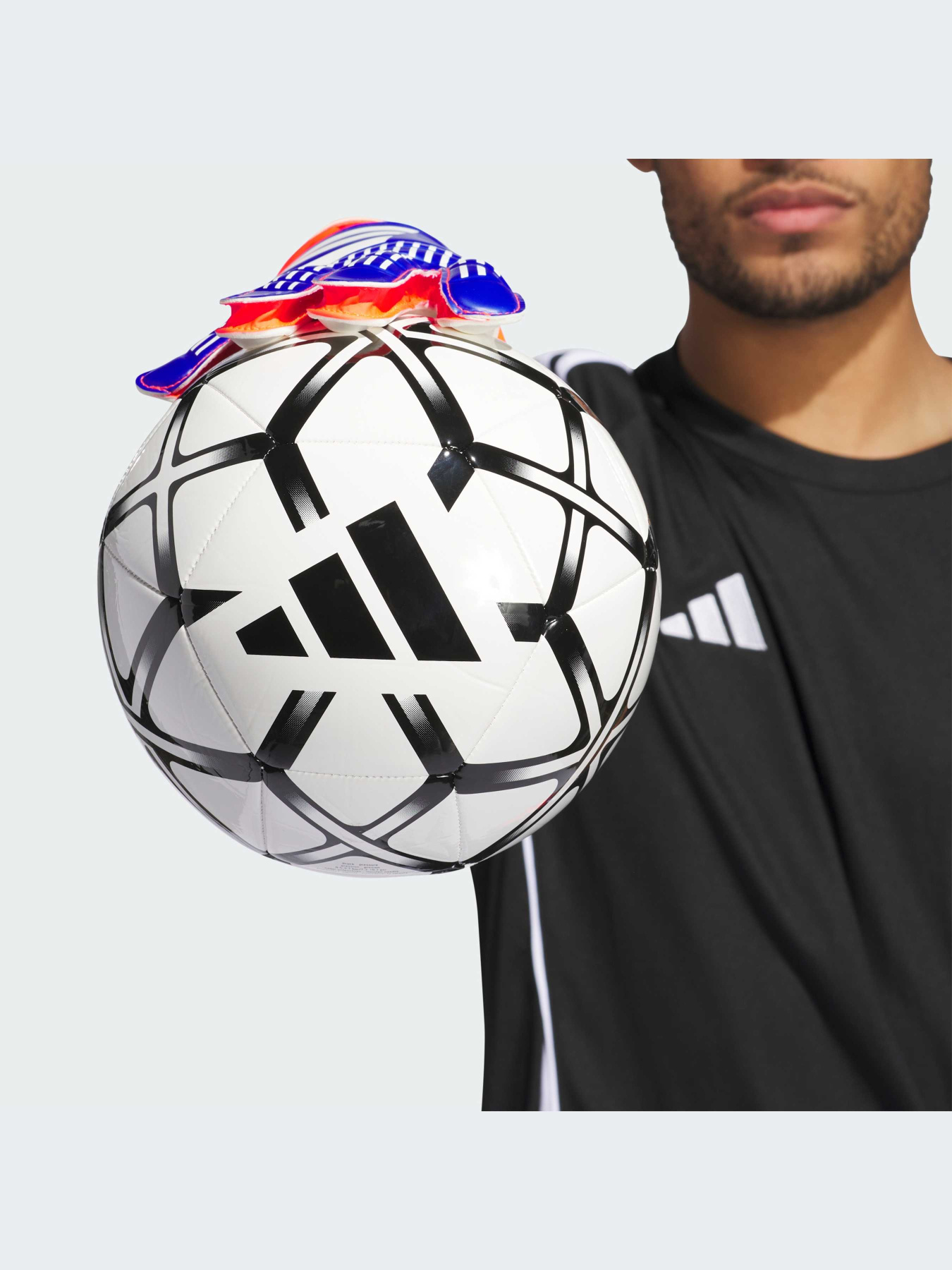 Перчатки для спорта Adidas Predator модель IX3870-KZ Фото