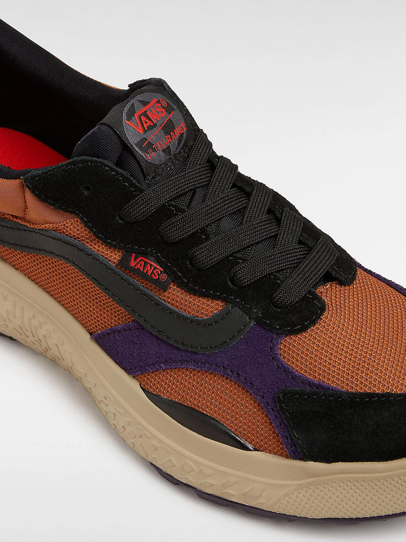 Кроссовки Vans модель VN000CWEN1Z1 Фото