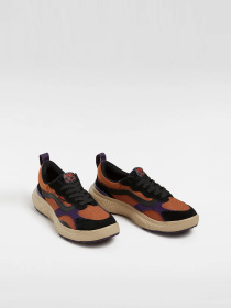 Кроссовки Vans модель VN000CWEN1Z1 Фото