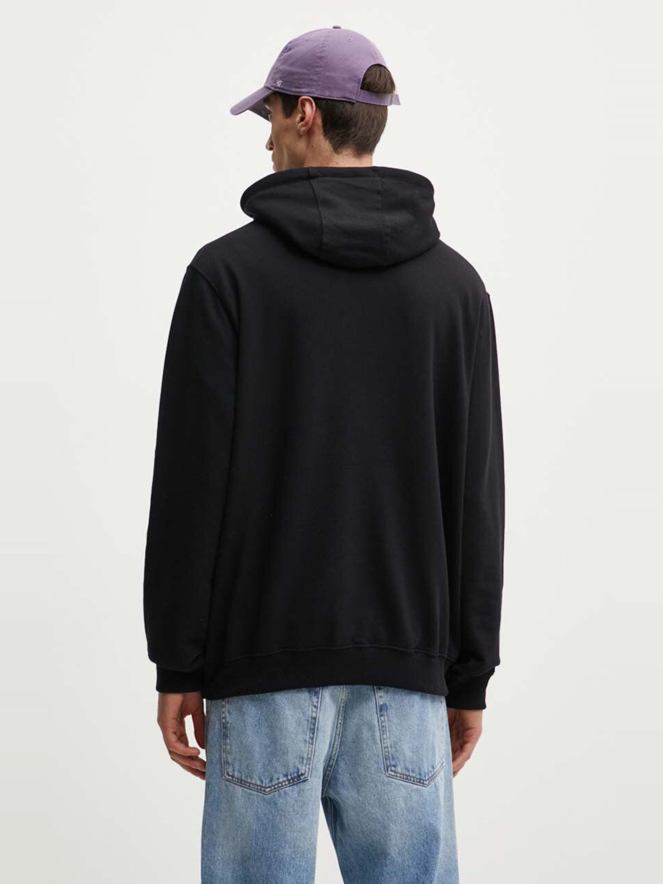 Худи и свитшоты Vans модель VN000HNWBLK1 Фото