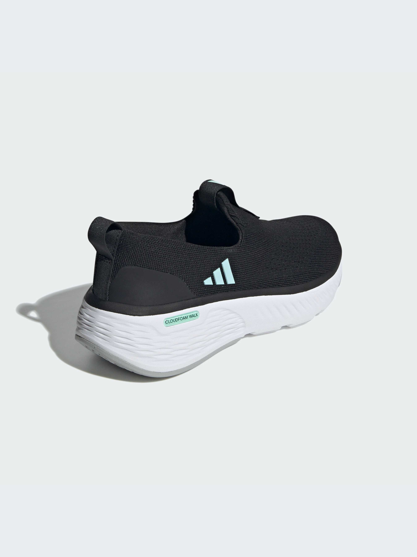 Слипоны и мокасины Adidas модель ID4024-KZ Фото