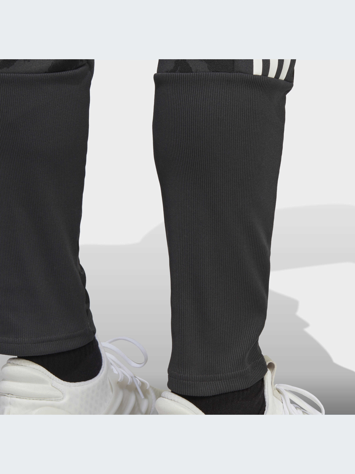 Брюки Adidas модель IB8383-KZ Фото