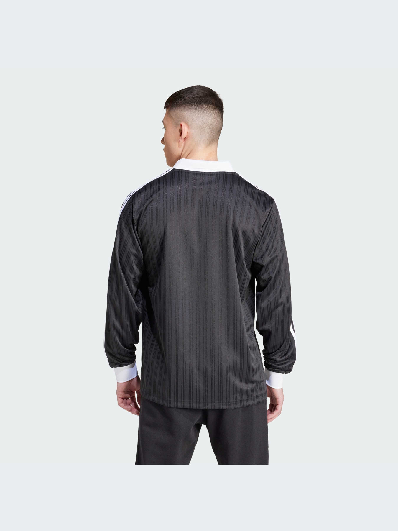 Худи и свитшоты Adidas Adicolor модель IZ4808-KZ Фото