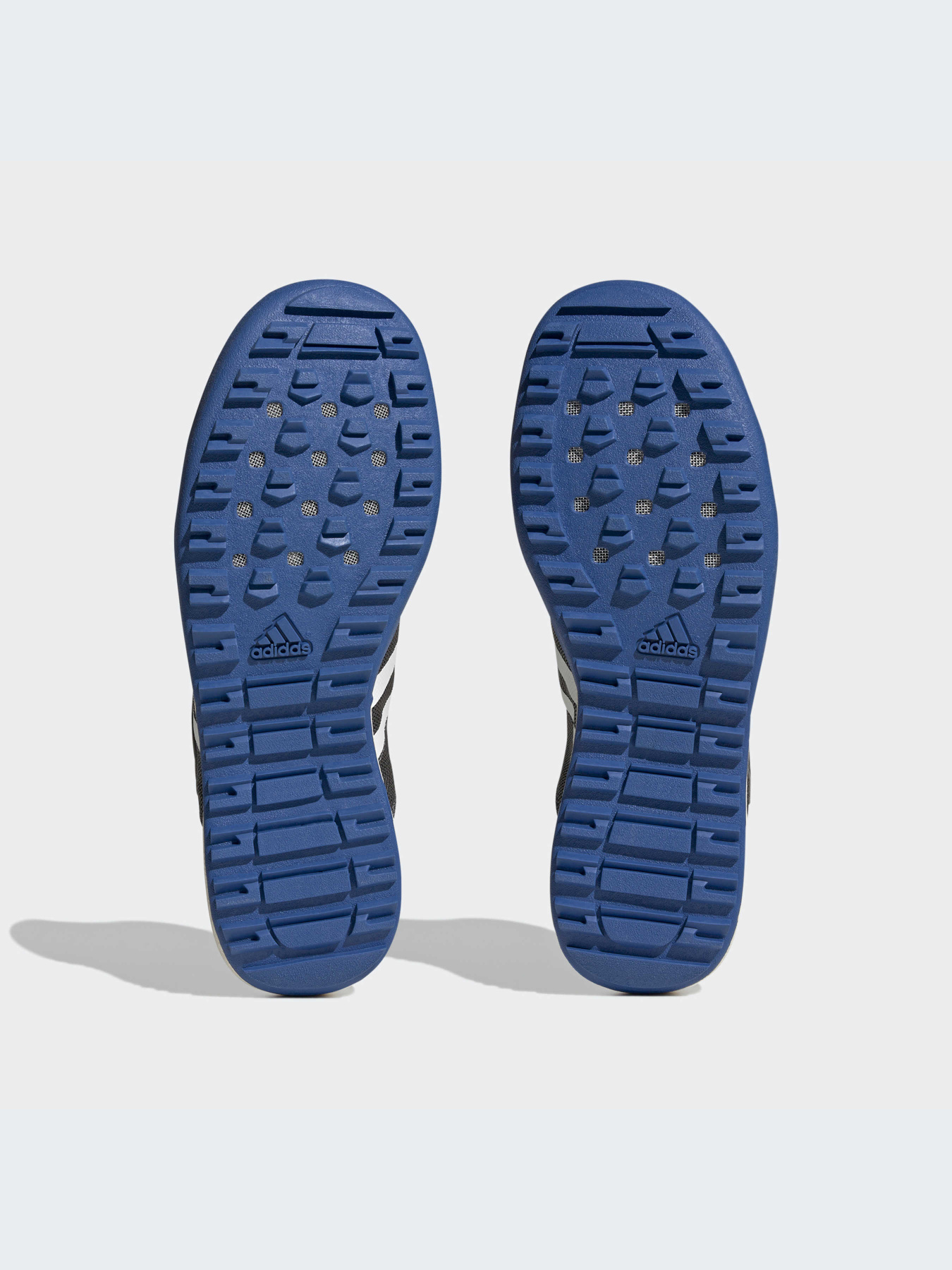 Кроссовки Adidas модель HP8637-KZ Кроссовки Adidas модель HP8637-KZ Фото