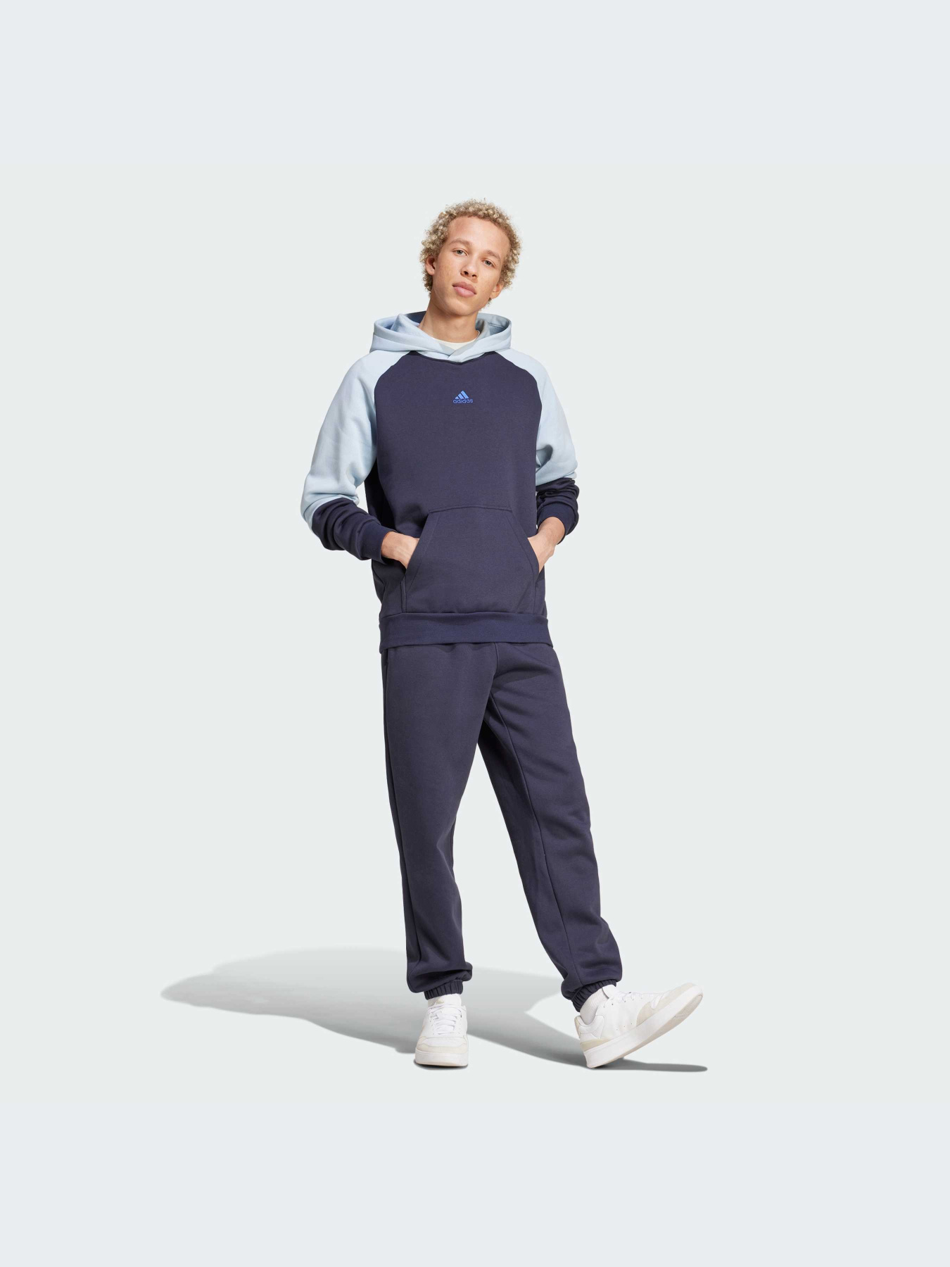 Костюмы Adidas модель IX1278-KZ Фото