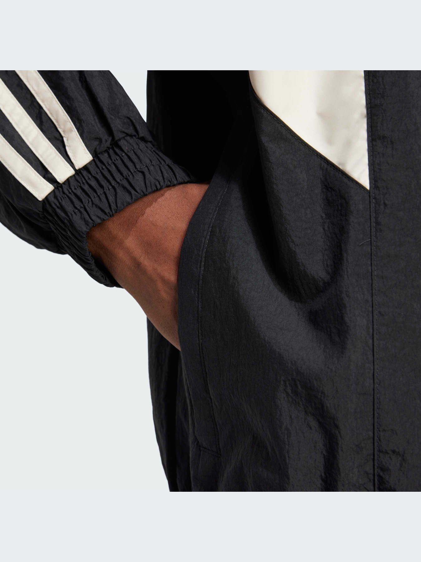 Худи и свитшоты Adidas модель IS6525-KZ Фото