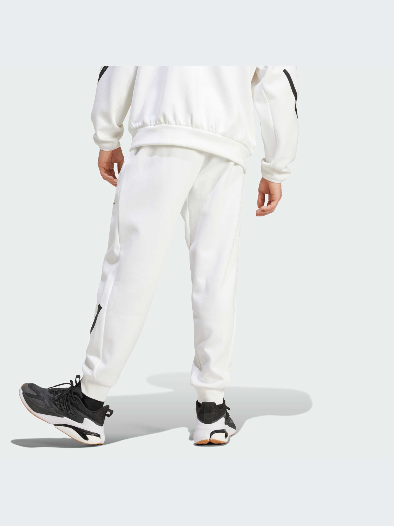 Брюки Adidas ZNE модель JF2449-KZ Фото