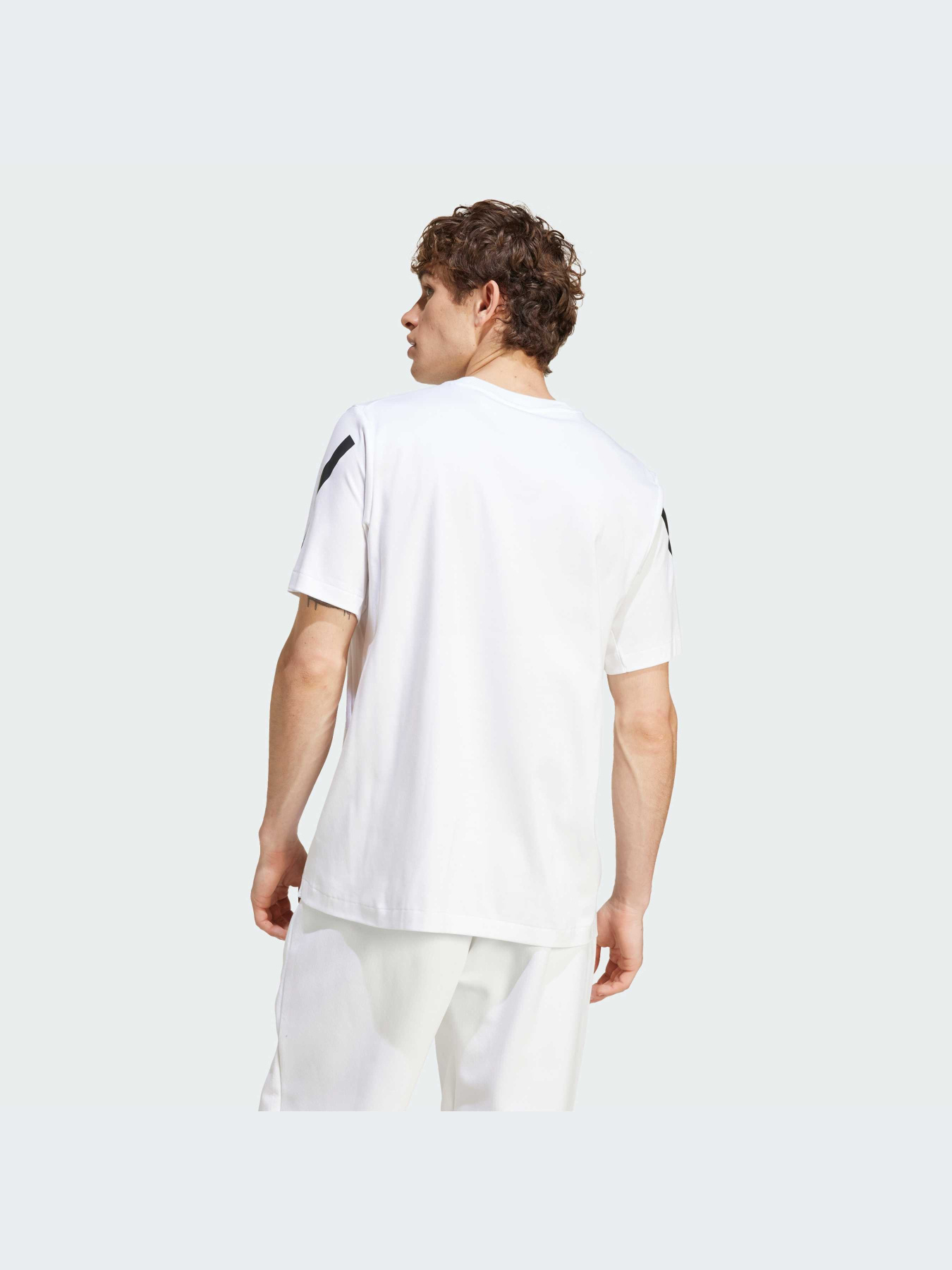Футболки и поло Adidas ZNE модель JE3078-KZ Футболки и поло Adidas ZNE модель JE3078-KZ Фото