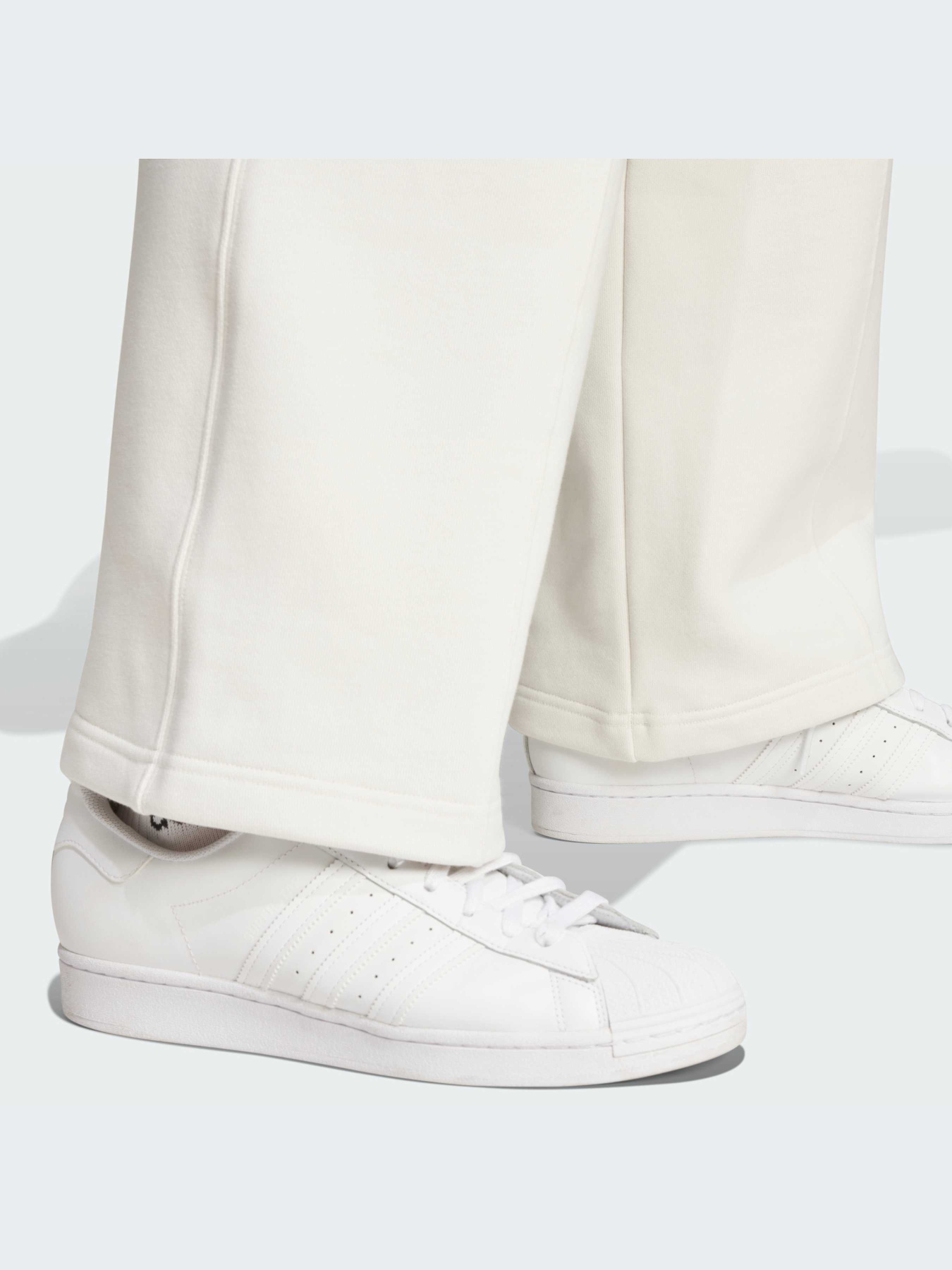 Брюки Adidas Graphics модель IX6765-KZ Фото