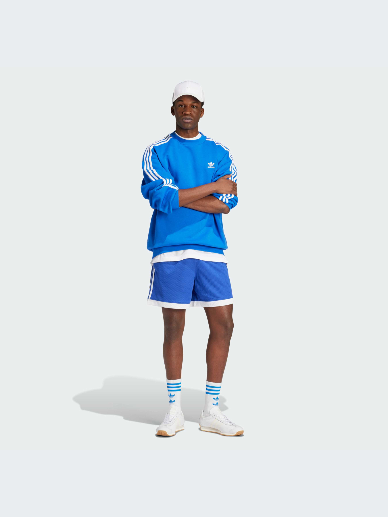 Шорты Adidas Adicolor модель IZ2451-KZ Шорты Adidas Adicolor модель IZ2451-KZ Фото