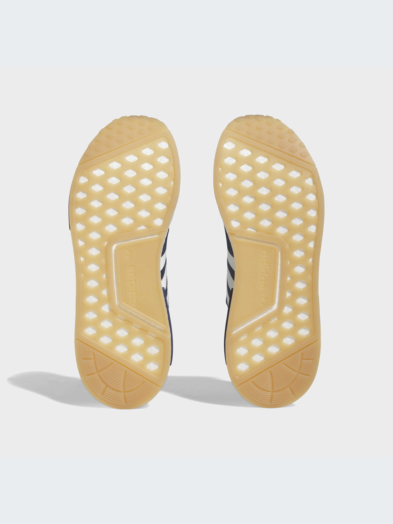 Кроссовки Adidas NMD модель IE2280-KZ Фото