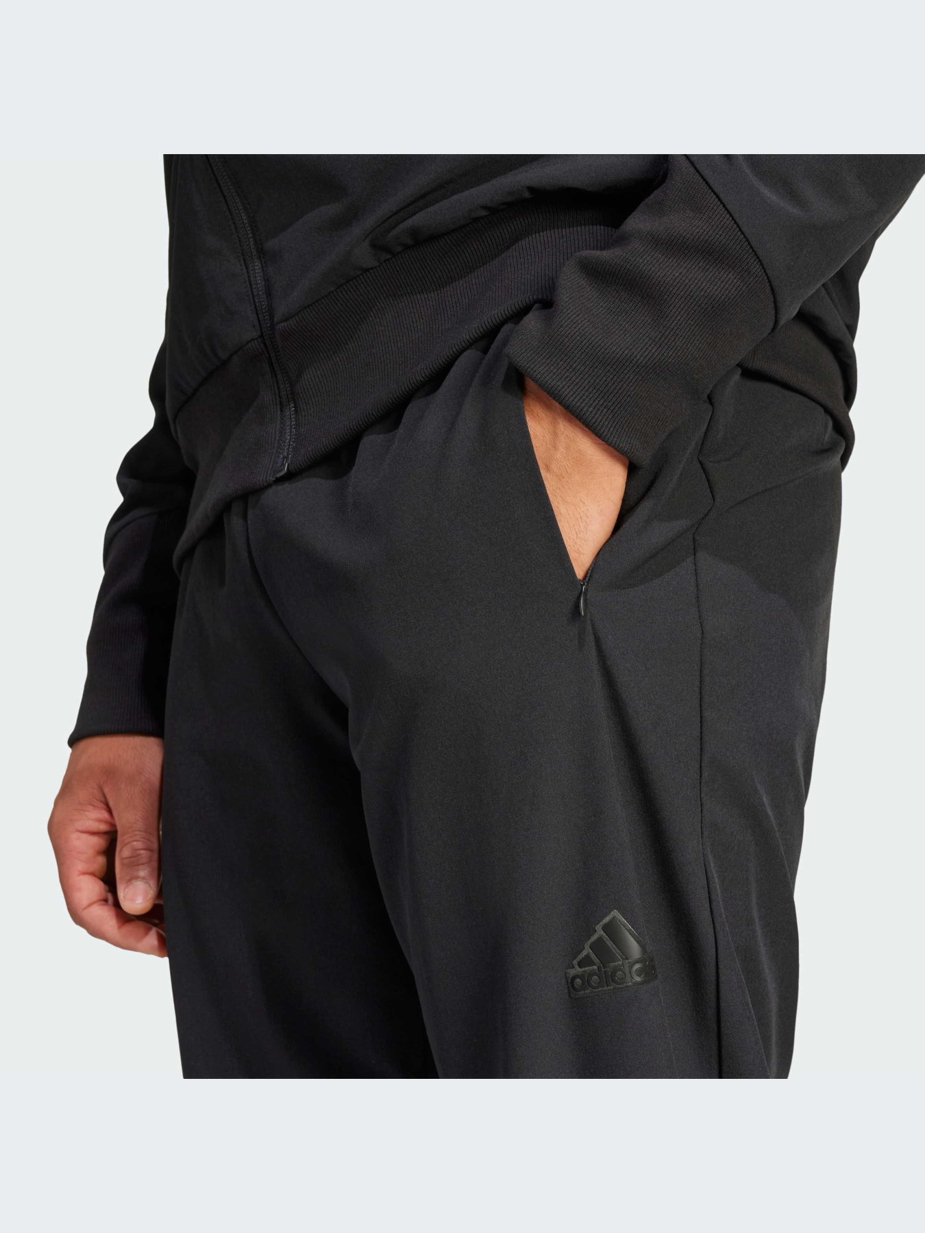 Брюки Adidas ZNE модель IR5207-KZ Брюки Adidas ZNE модель IR5207-KZ Фото