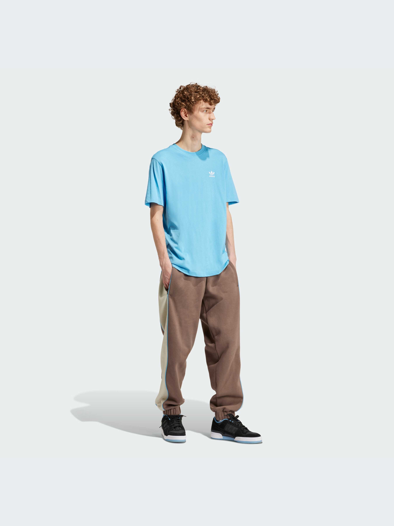 Футболки и поло Adidas модель IU2358-KZ Футболки и поло Adidas модель IU2358-KZ Фото