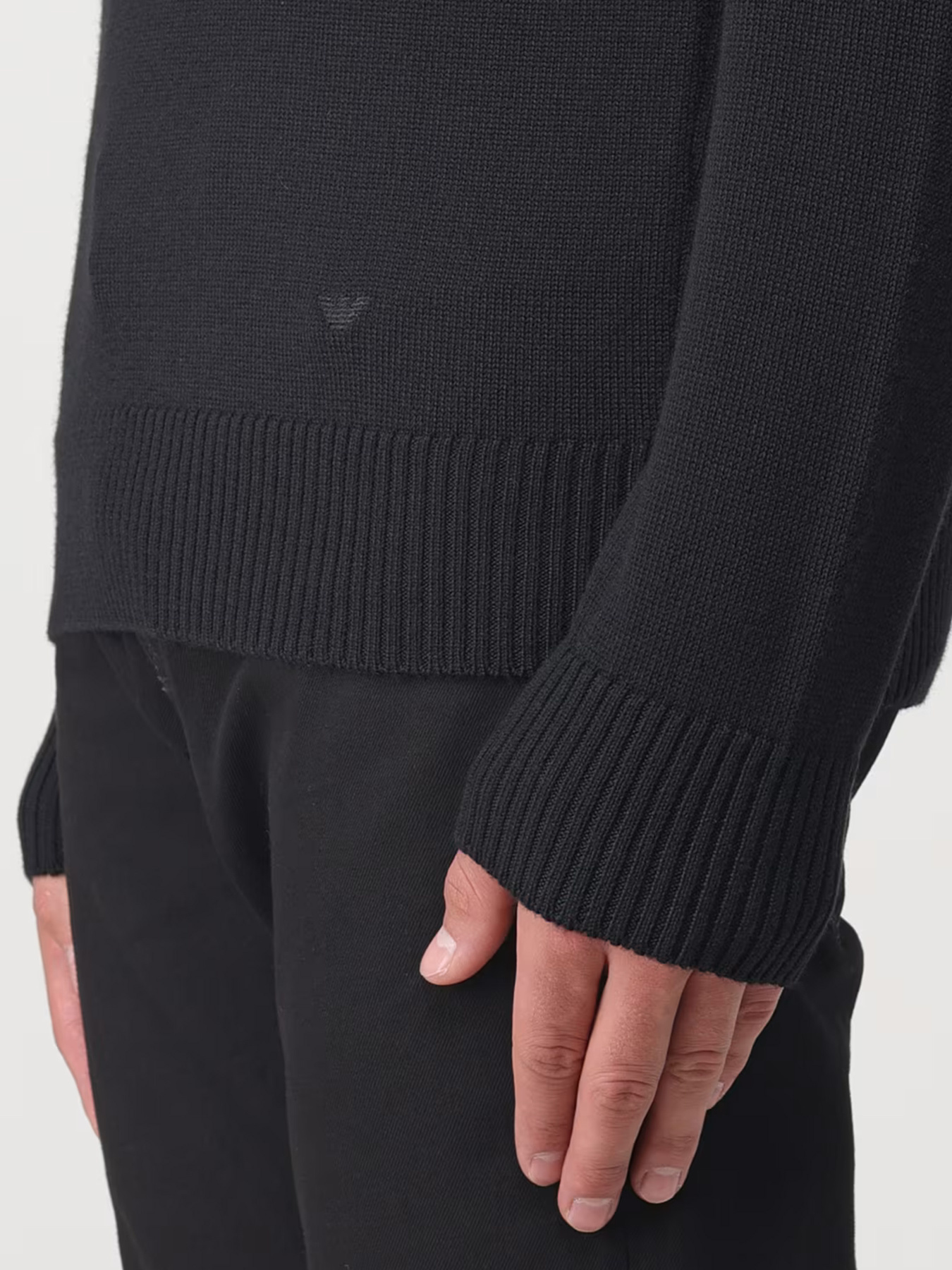 Худи и свитшоты Emporio Armani модель 8N1MVB-1M67Z-0999 Фото