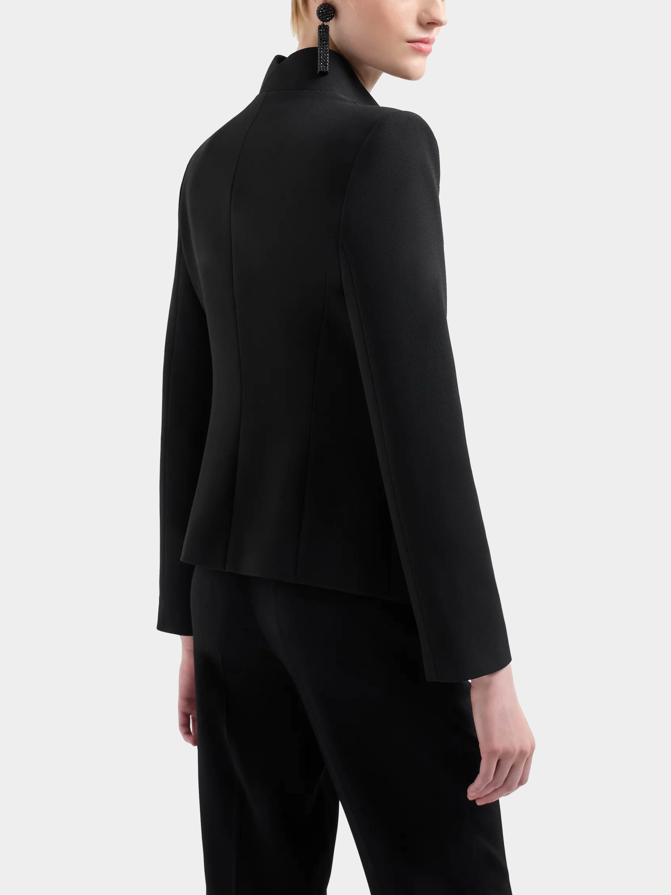 Пиджаки Emporio Armani модель EW000258-TE10418-UC001 Фото