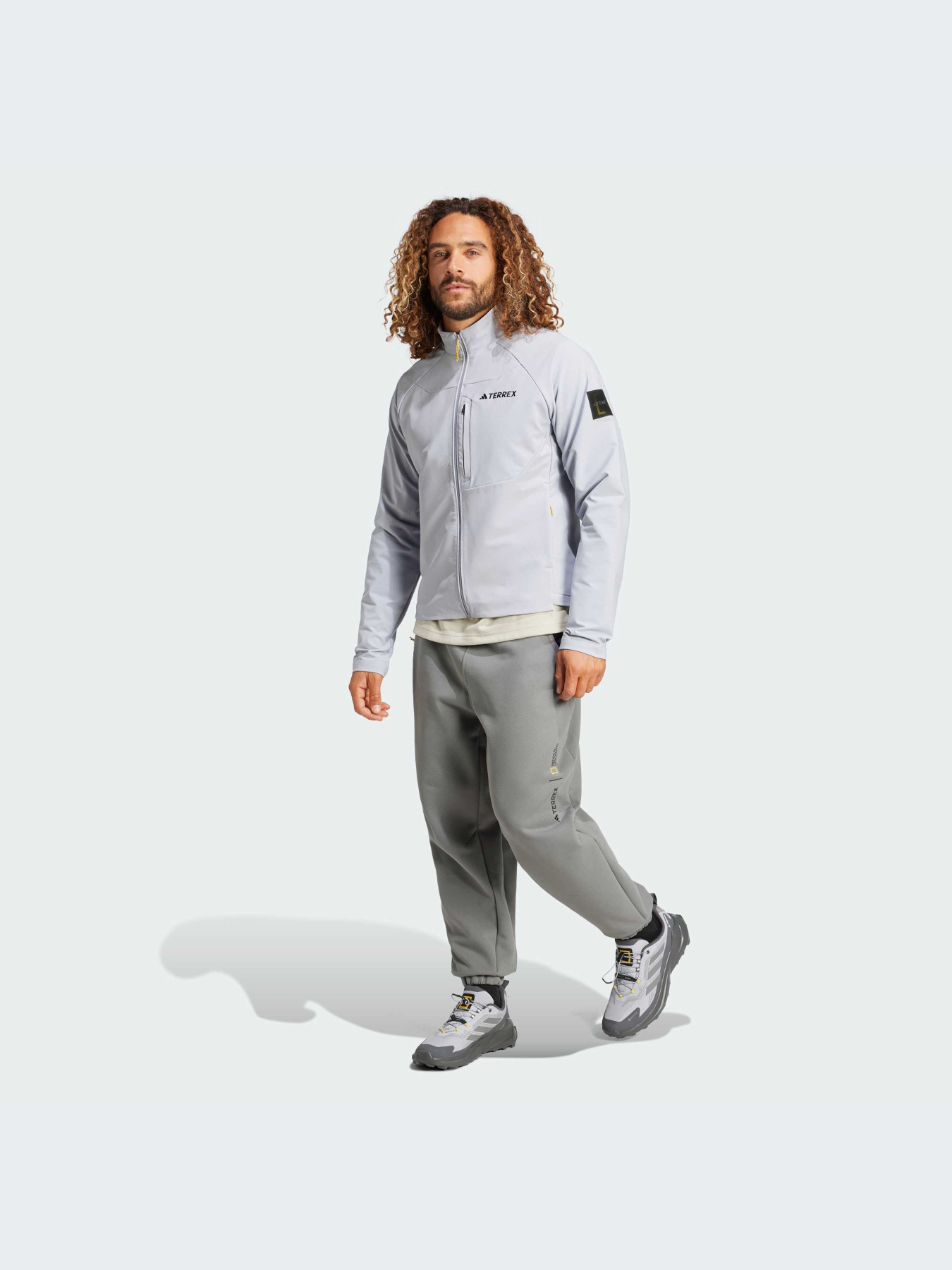 Куртки и дубленки Adidas модель IX7919-KZ Фото