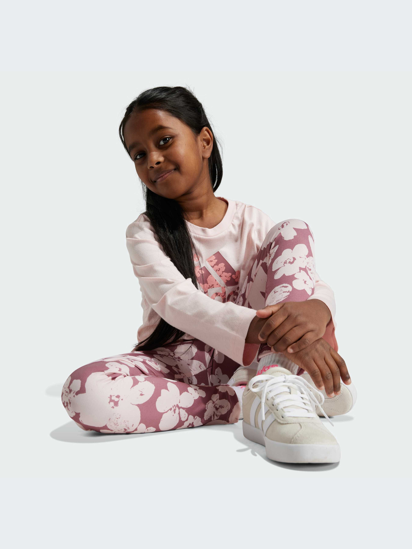 Костюмы Adidas модель IW3477-KZ Фото