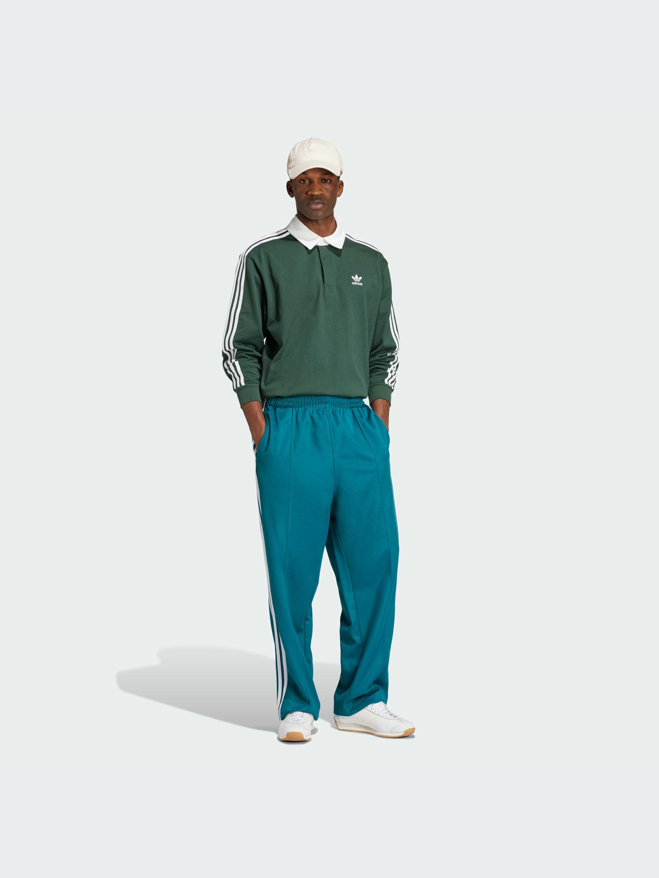 Худи и свитшоты Adidas Adicolor модель IZ2468-KZ Фото