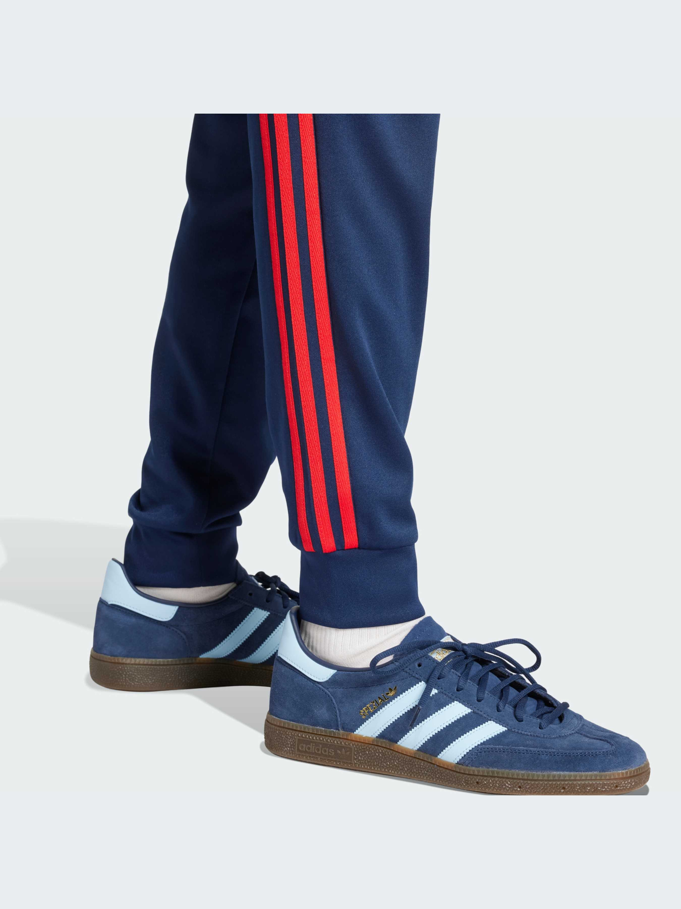 Брюки Adidas модель IY9870-KZ Фото