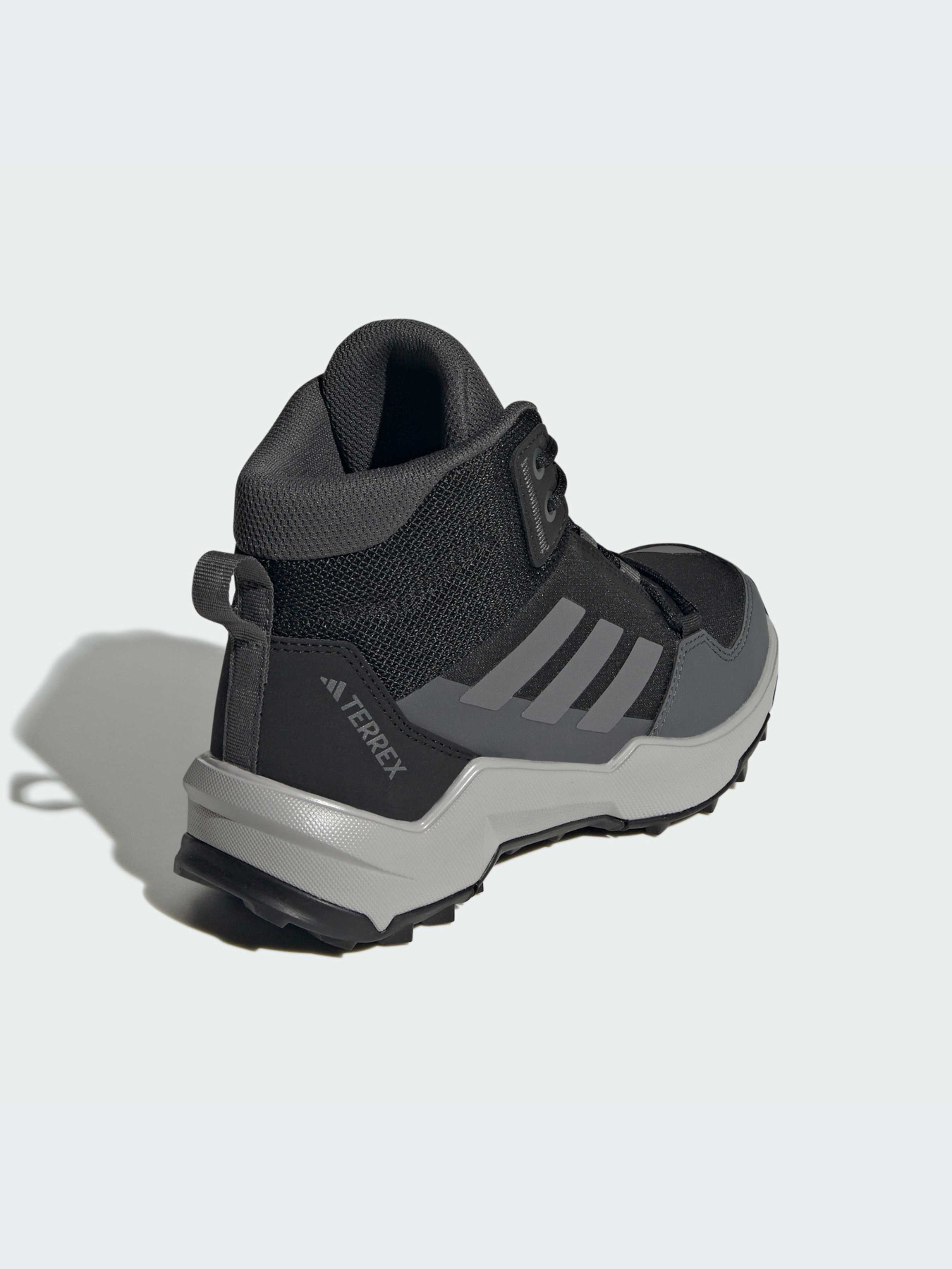 Ботинки и сапоги Adidas Terrex модель IF6520-KZ Фото