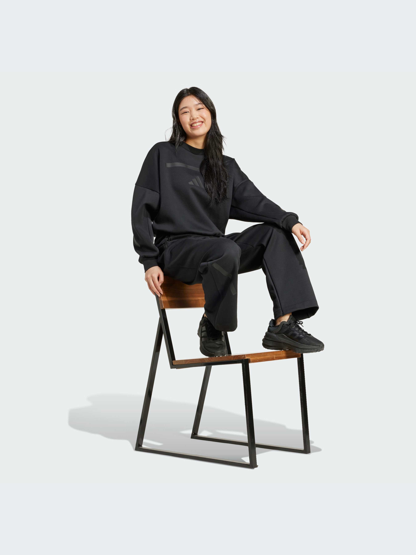 Худи и свитшоты Adidas ZNE модель JE7855-KZ Фото