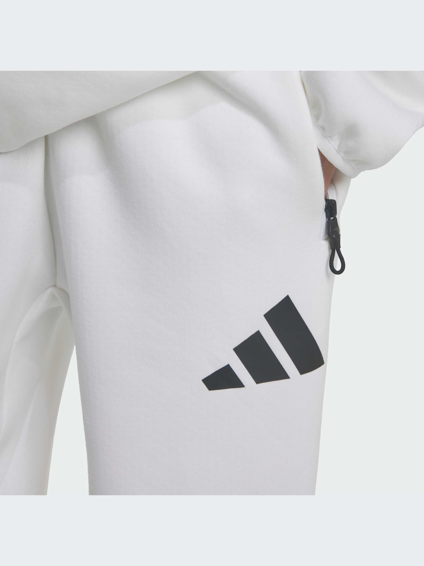 Брюки Adidas ZNE модель JJ4148-KZ Фото
