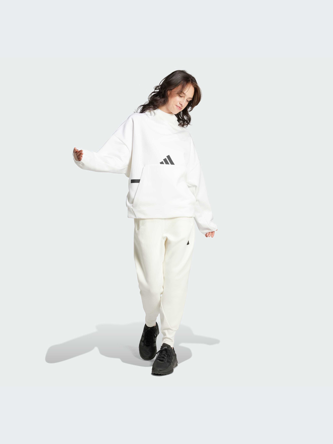 Худи и свитшоты Adidas ZNE модель JI7553-KZ Фото